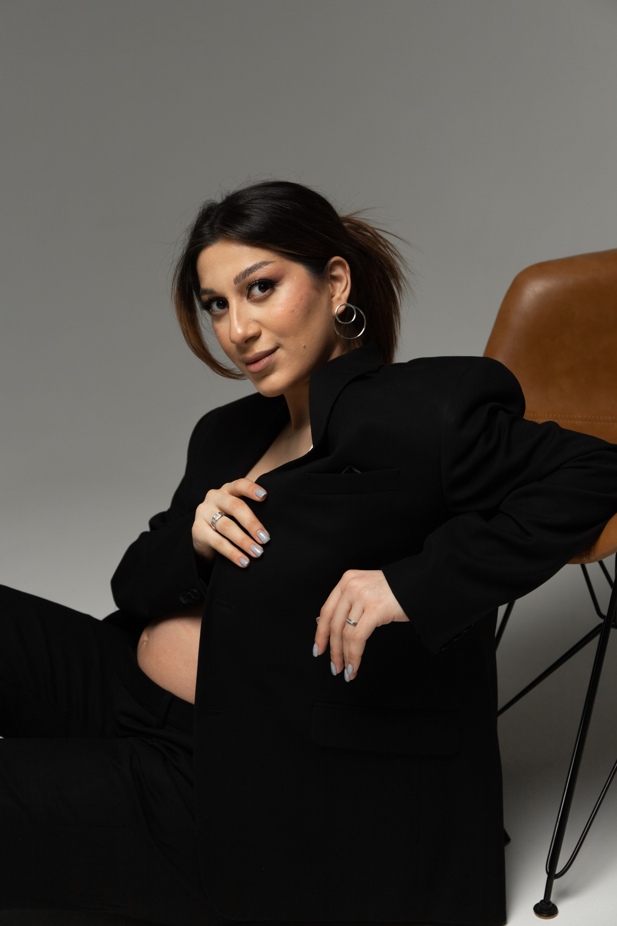 Стильная фотосессия «В ожидании» для Армине. Фотограф беременности в Санкт-Петербурге Анна Тюжина