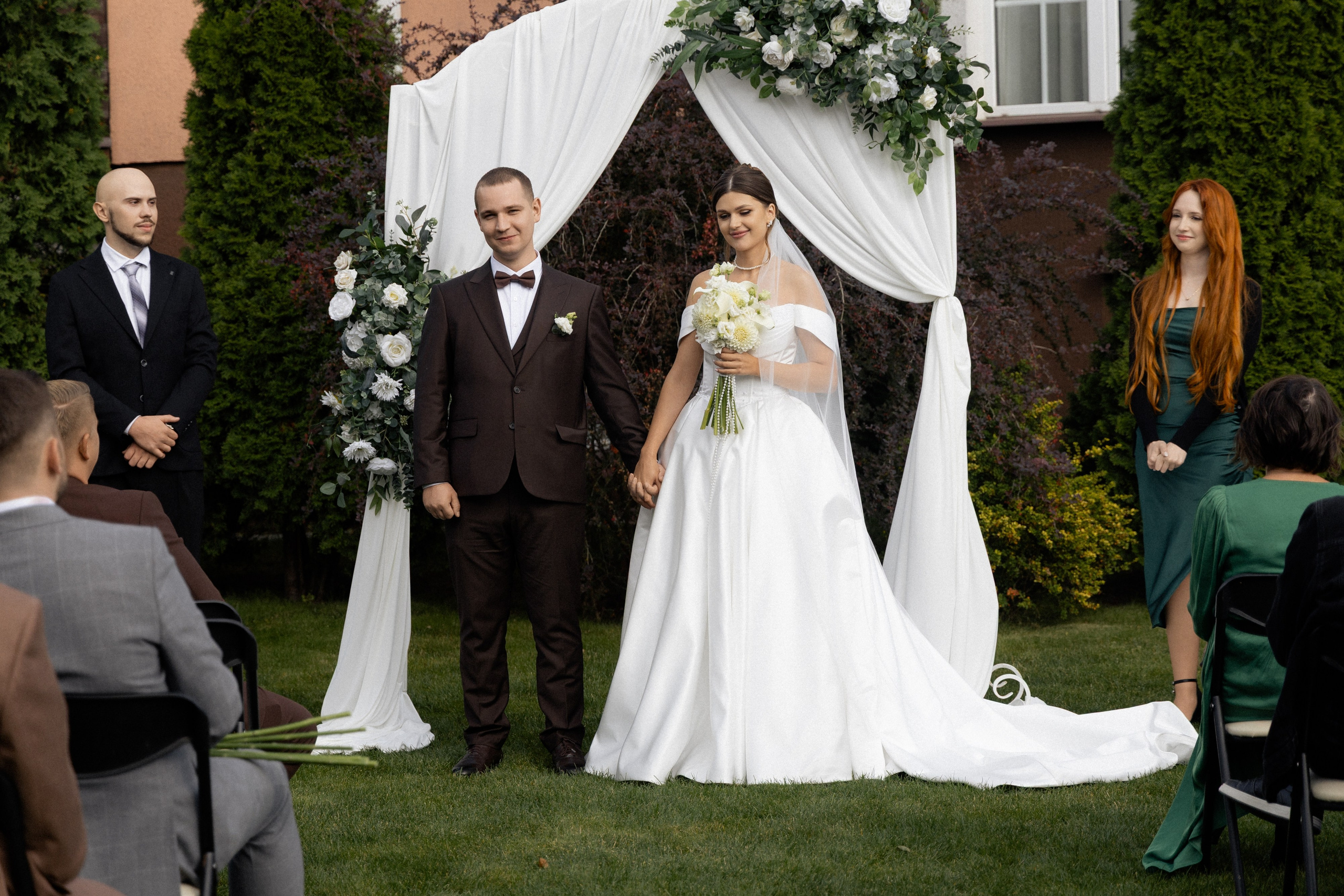 Свадебная фотосессия Анастасии и Игоря в Усадьбе Легенда. Свадебный фотограф в Минске/Беларуси Сергей Спиридонов