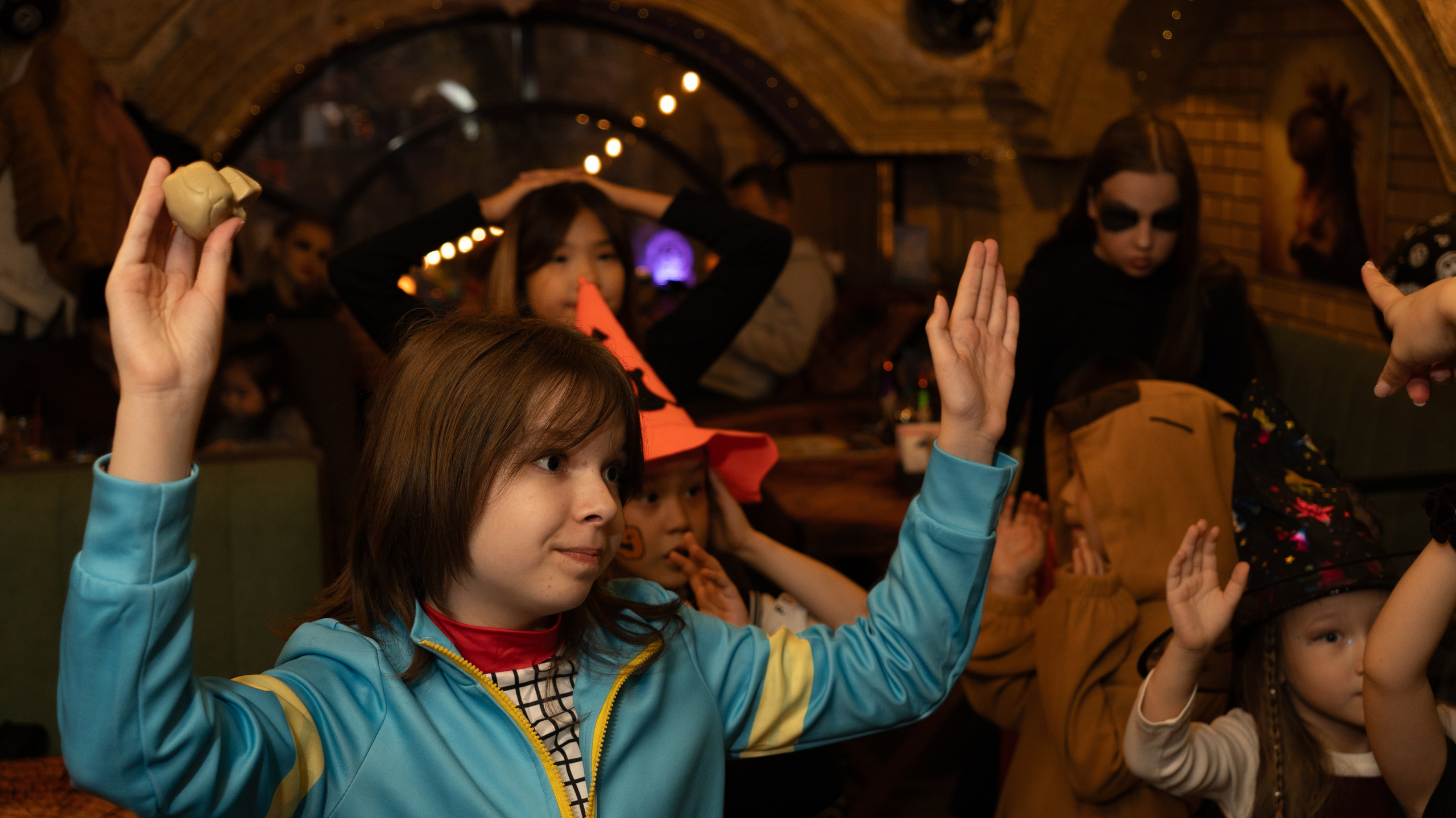 '25 Halloween at Kofebara. Stan Sidel’s Art