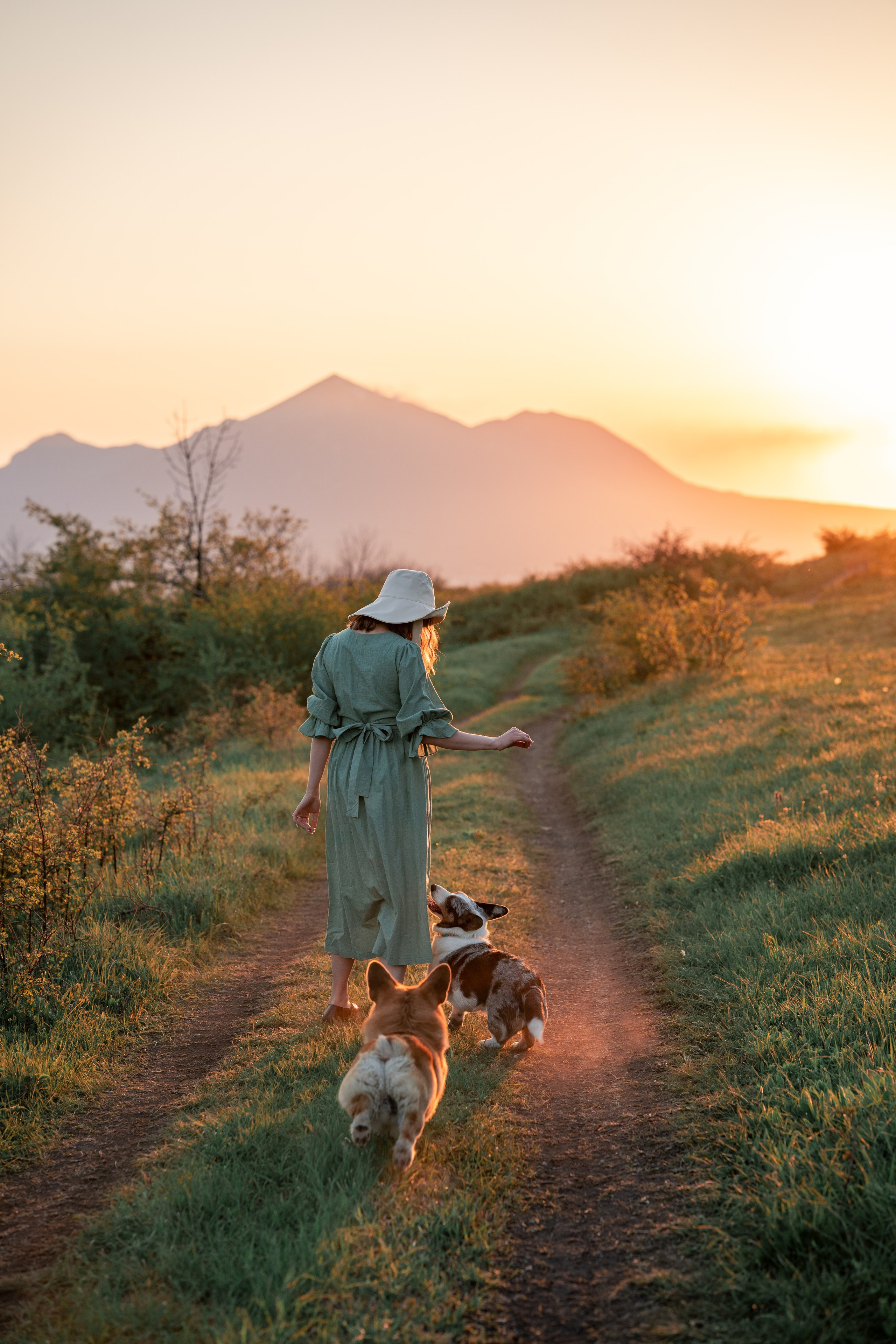 Съемка для брендов одежды КМВ Пятигорск, Железноводск, Ессентуки, Кисловодск Архыз Домбай Фотосессия. Фотограф КМВ|ГОРЫ Пятигорск Железноводск Ессентуки Кисловодск Домбай Архыз Эльбрус