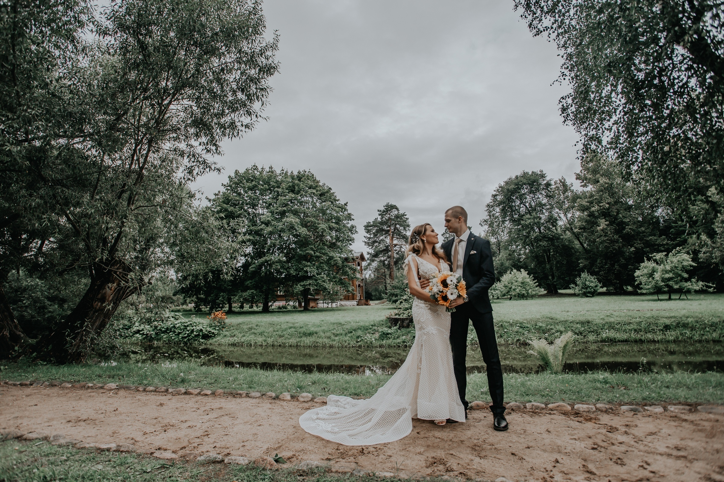 лавстори, фотограф Витебск, фотограф Минск , свадьба, свадебный фотограф Витебск, свадебный фотограф Минск, свадебное платье Витебск, свадебное платье Минск, букет невесты