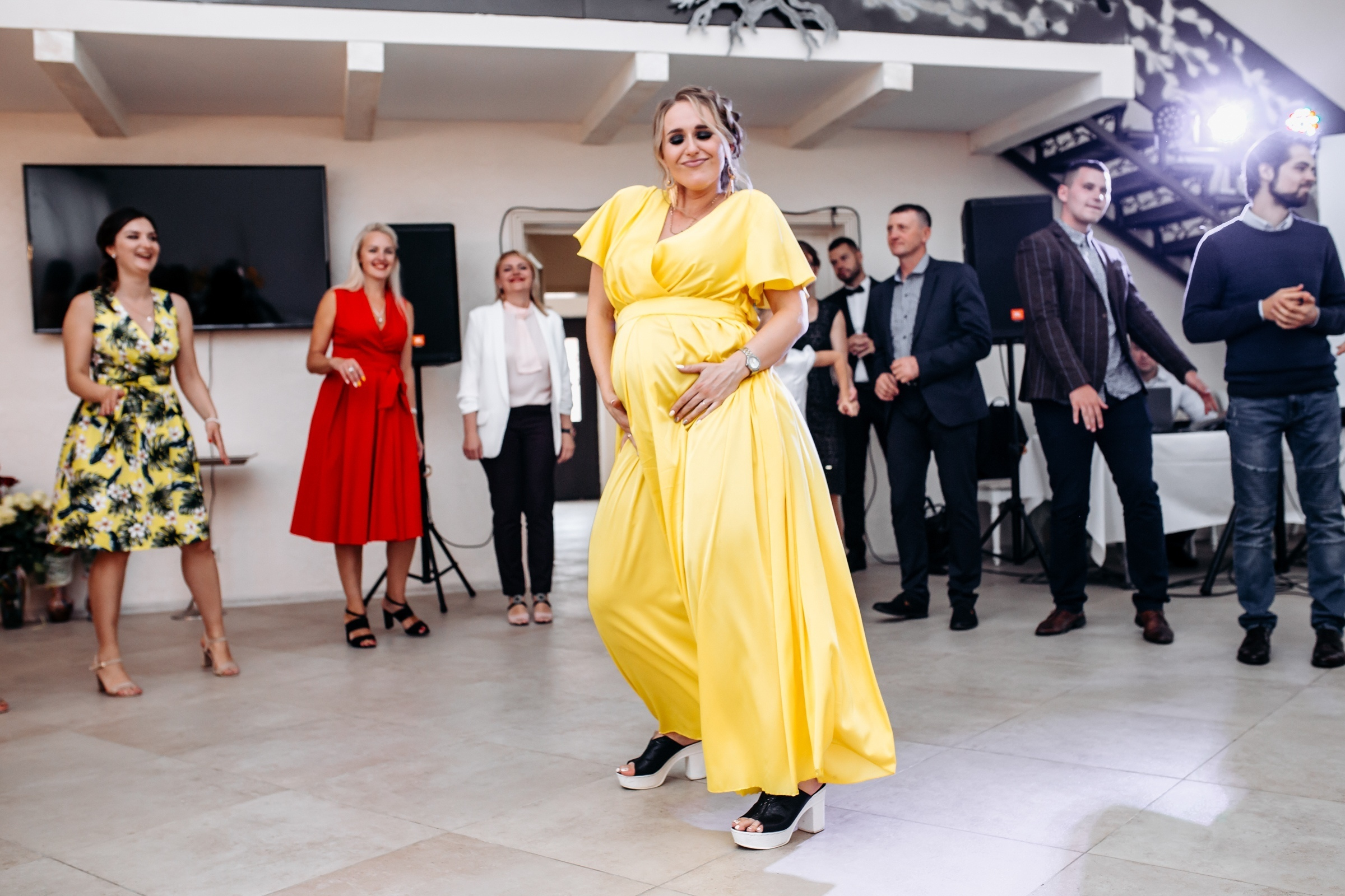 лавстори, фотограф Витебск, фотограф Минск , свадьба, свадебный фотограф Витебск, свадебный фотограф Минск, свадебное платье Витебск, свадебное платье Минск, букет невесты