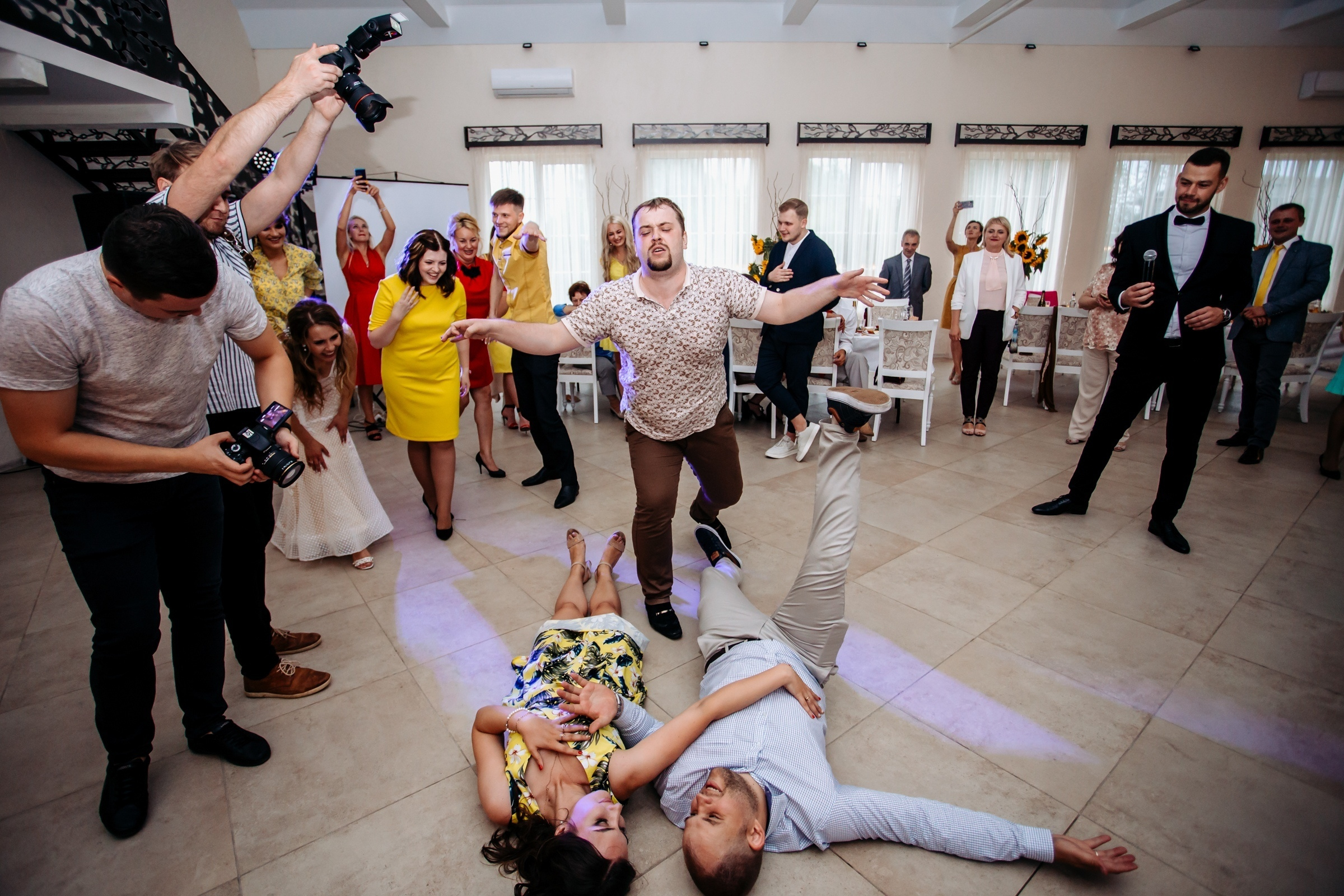 лавстори, фотограф Витебск, фотограф Минск , свадьба, свадебный фотограф Витебск, свадебный фотограф Минск, свадебное платье Витебск, свадебное платье Минск, букет невесты