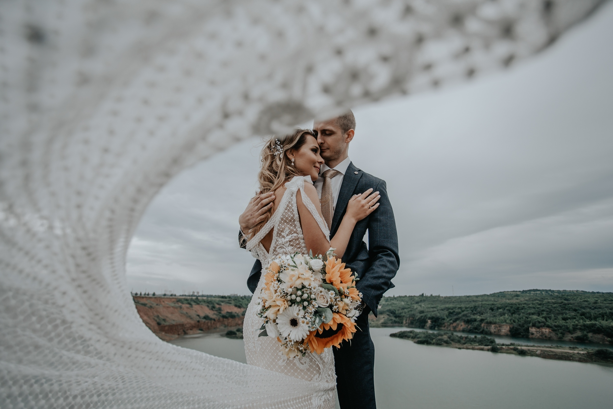 лавстори, фотограф Витебск, фотограф Минск , свадьба, свадебный фотограф Витебск, свадебный фотограф Минск, свадебное платье Витебск, свадебное платье Минск, букет невесты