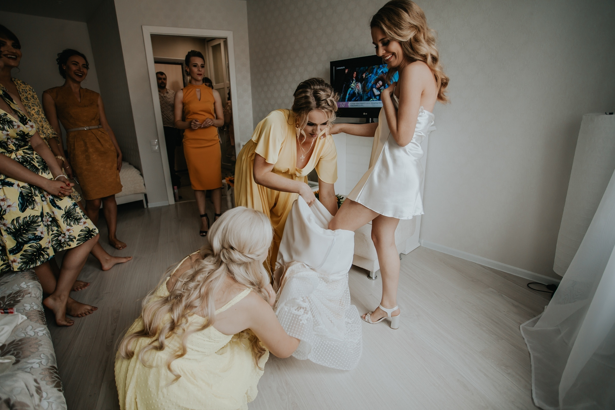 лавстори, фотограф Витебск, фотограф Минск , свадьба, свадебный фотограф Витебск, свадебный фотограф Минск, свадебное платье Витебск, свадебное платье Минск, букет невесты