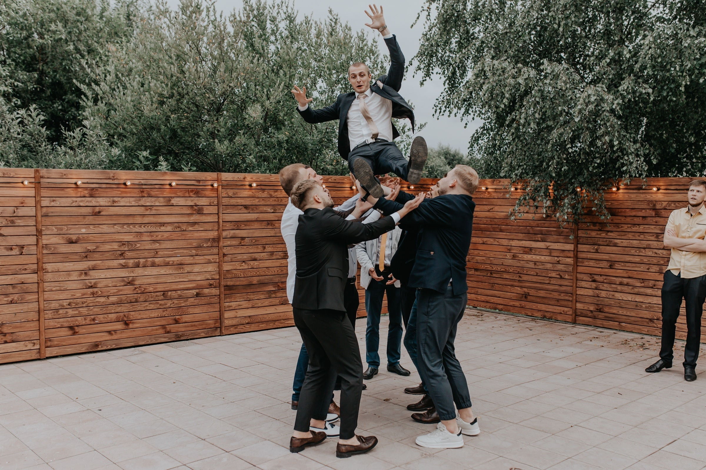 лавстори, фотограф Витебск, фотограф Минск , свадьба, свадебный фотограф Витебск, свадебный фотограф Минск, свадебное платье Витебск, свадебное платье Минск, букет невесты