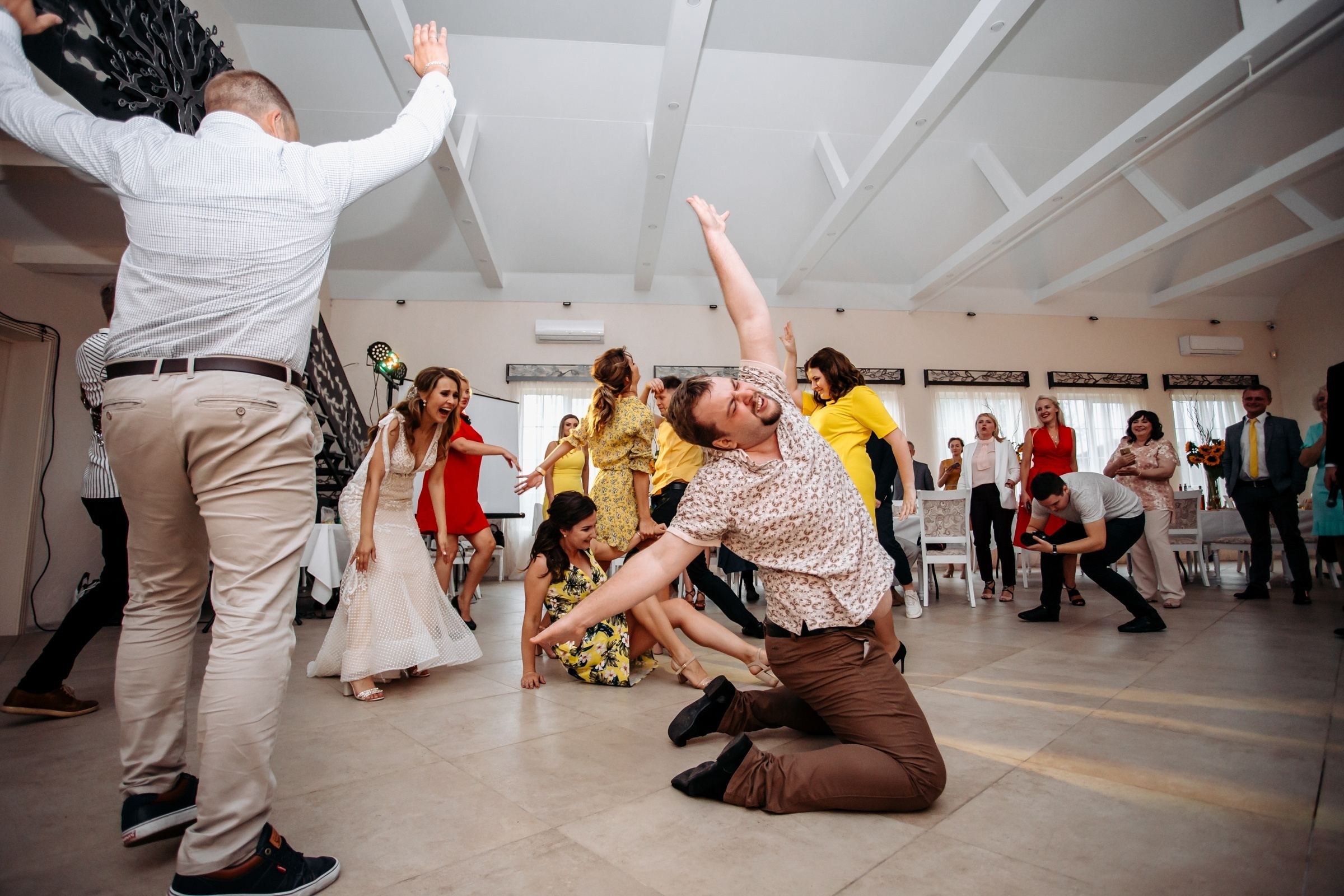 лавстори, фотограф Витебск, фотограф Минск , свадьба, свадебный фотограф Витебск, свадебный фотограф Минск, свадебное платье Витебск, свадебное платье Минск, букет невесты