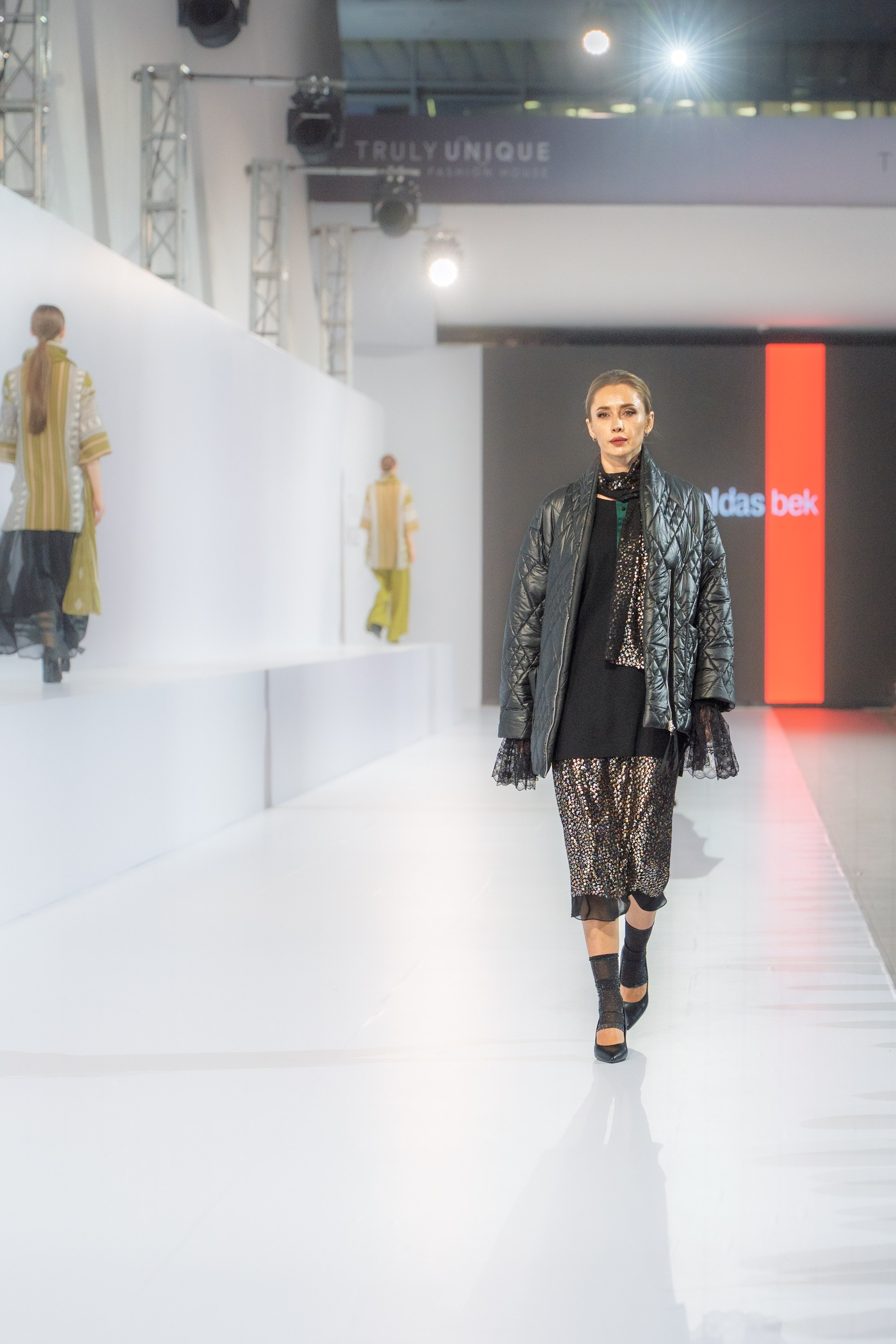 Yerlan Zholdasbek. Сайт Алматинского НЮ АРТ, будуар и фэшн фотографа Дениса Карпенко