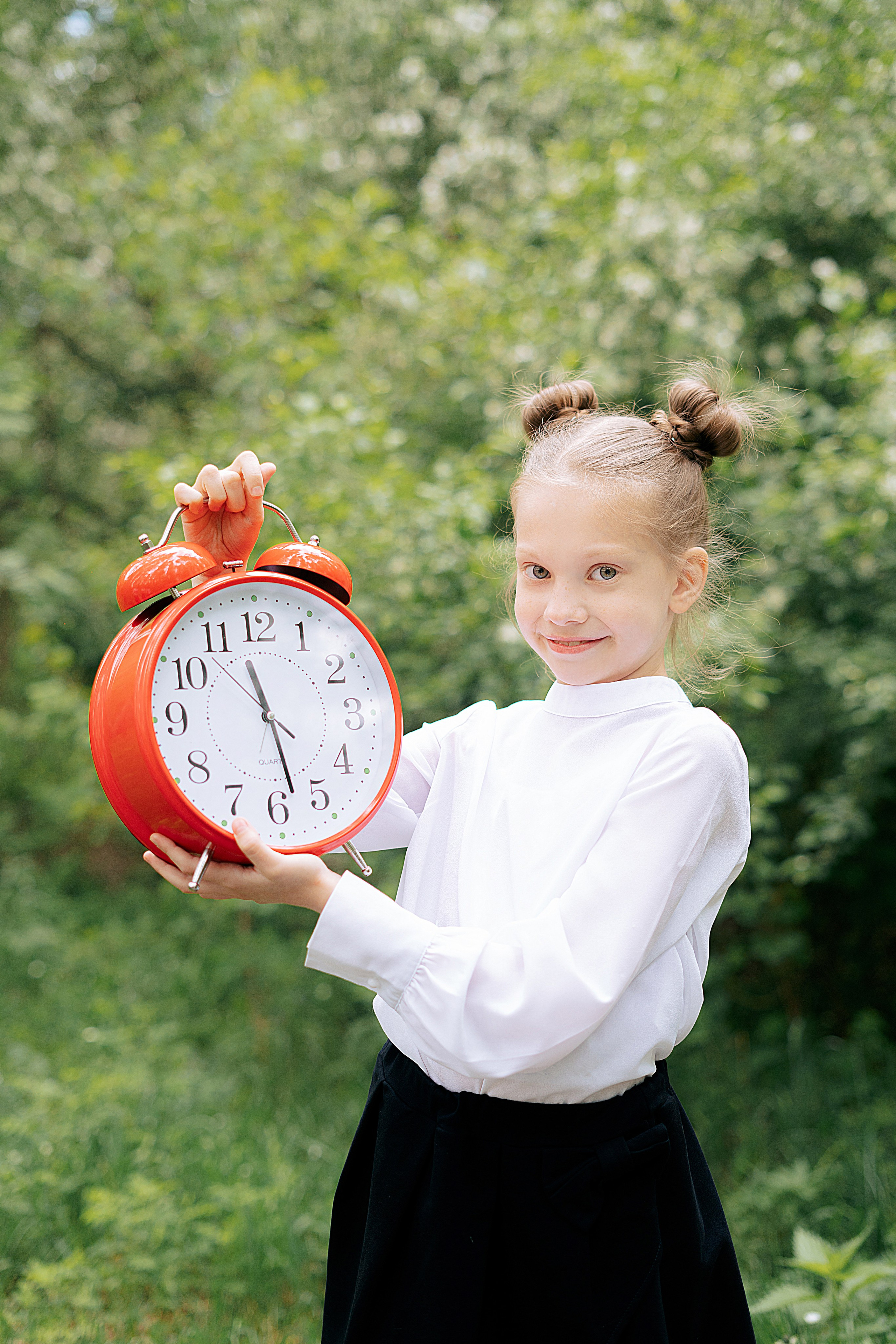 Школьные портреты. Школьный фотограф в Челябинске. Выпускные фотоальбомы