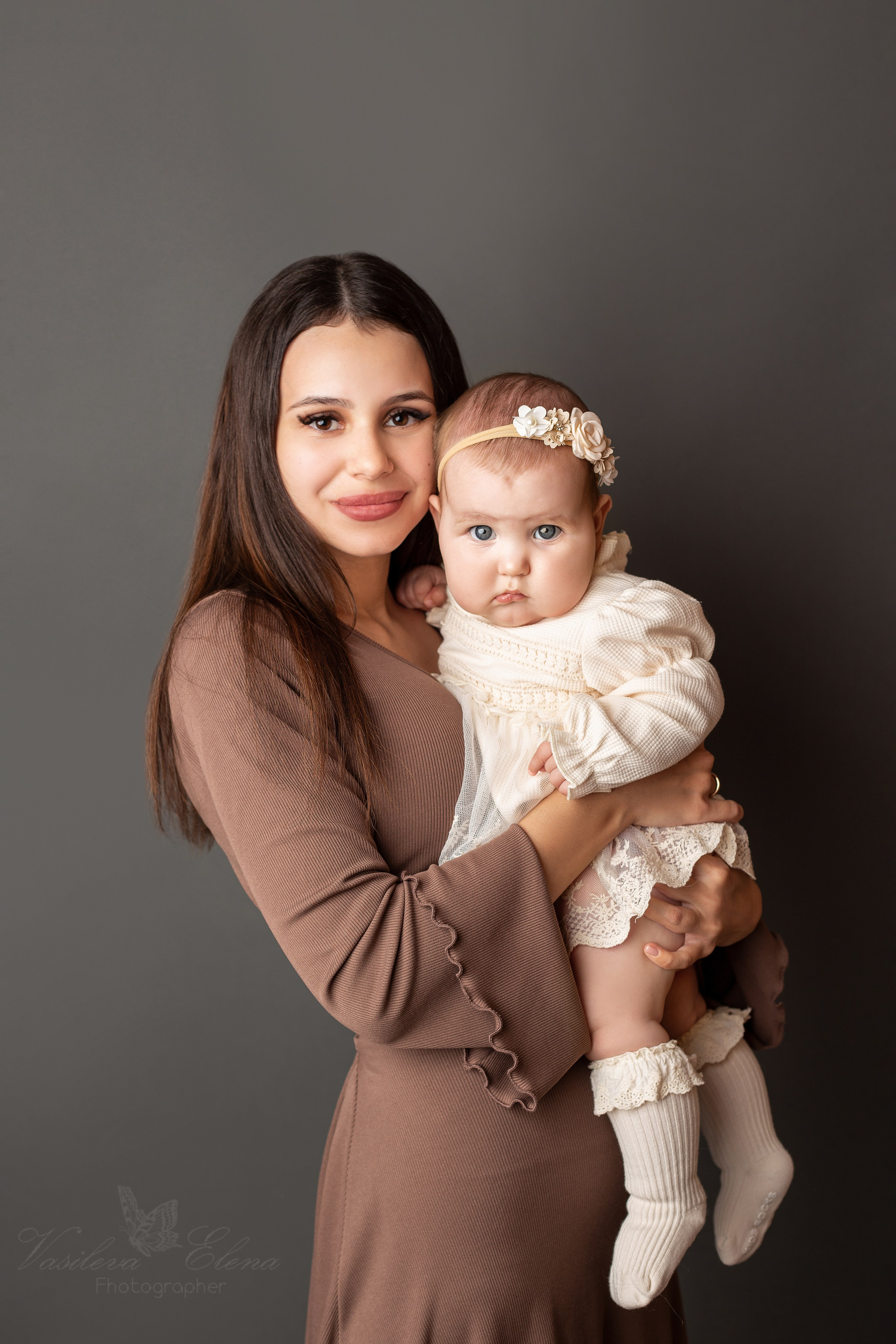 Фотограф новорожденных и детский фотограф в Радужном Васильева Елена