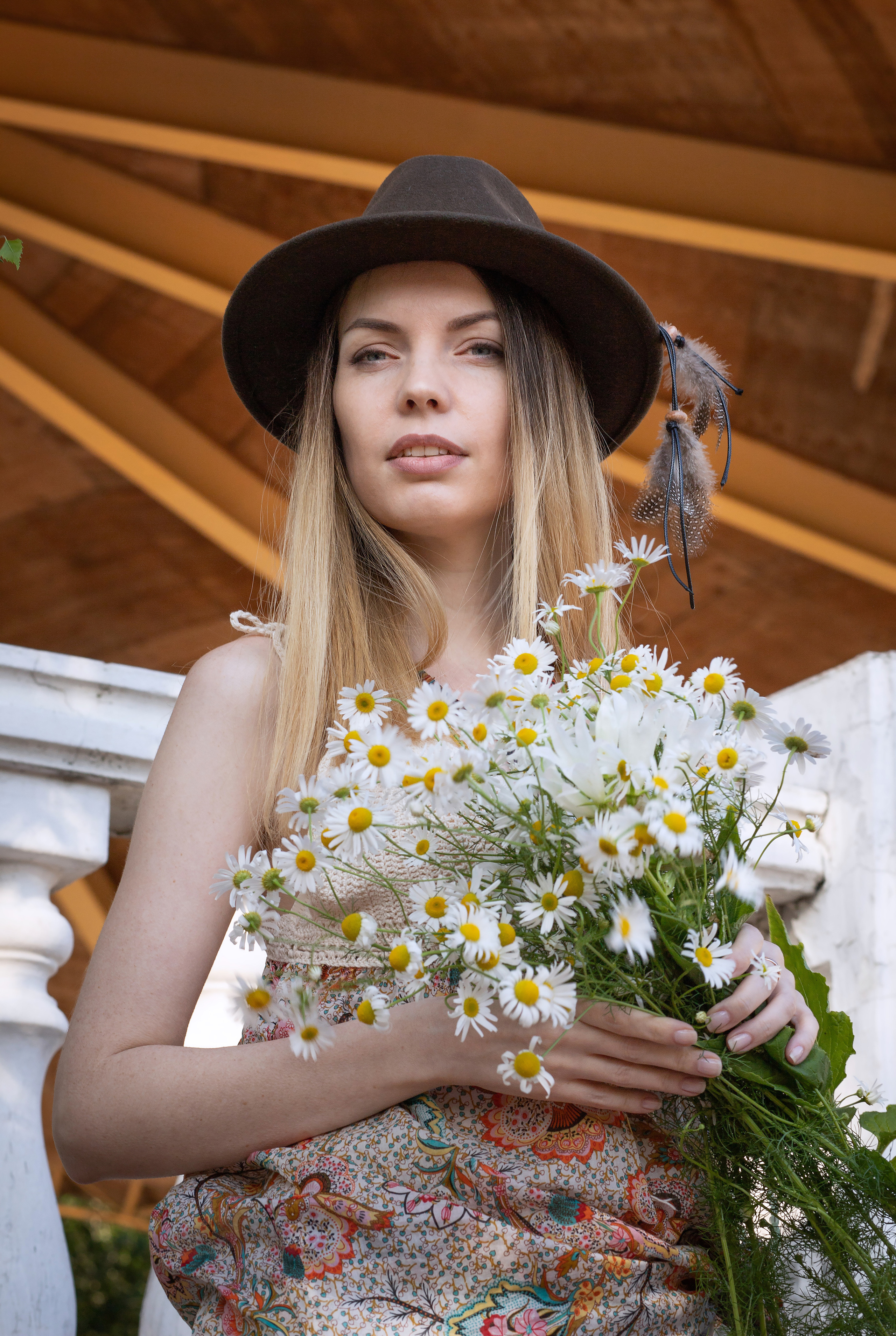 Екатерина. Летняя фото-прогулка на территории знаменитого ресторана «Русь