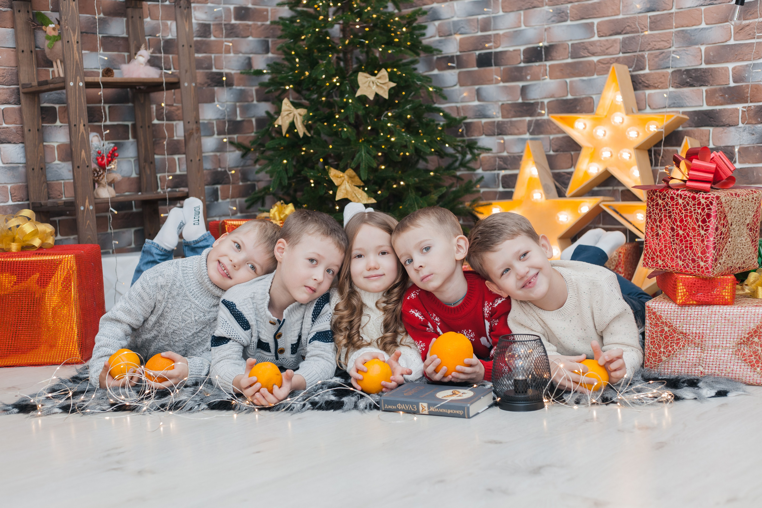Детский сад в Новогодней студии. Фотограф Бурятия. Печать фотокниг