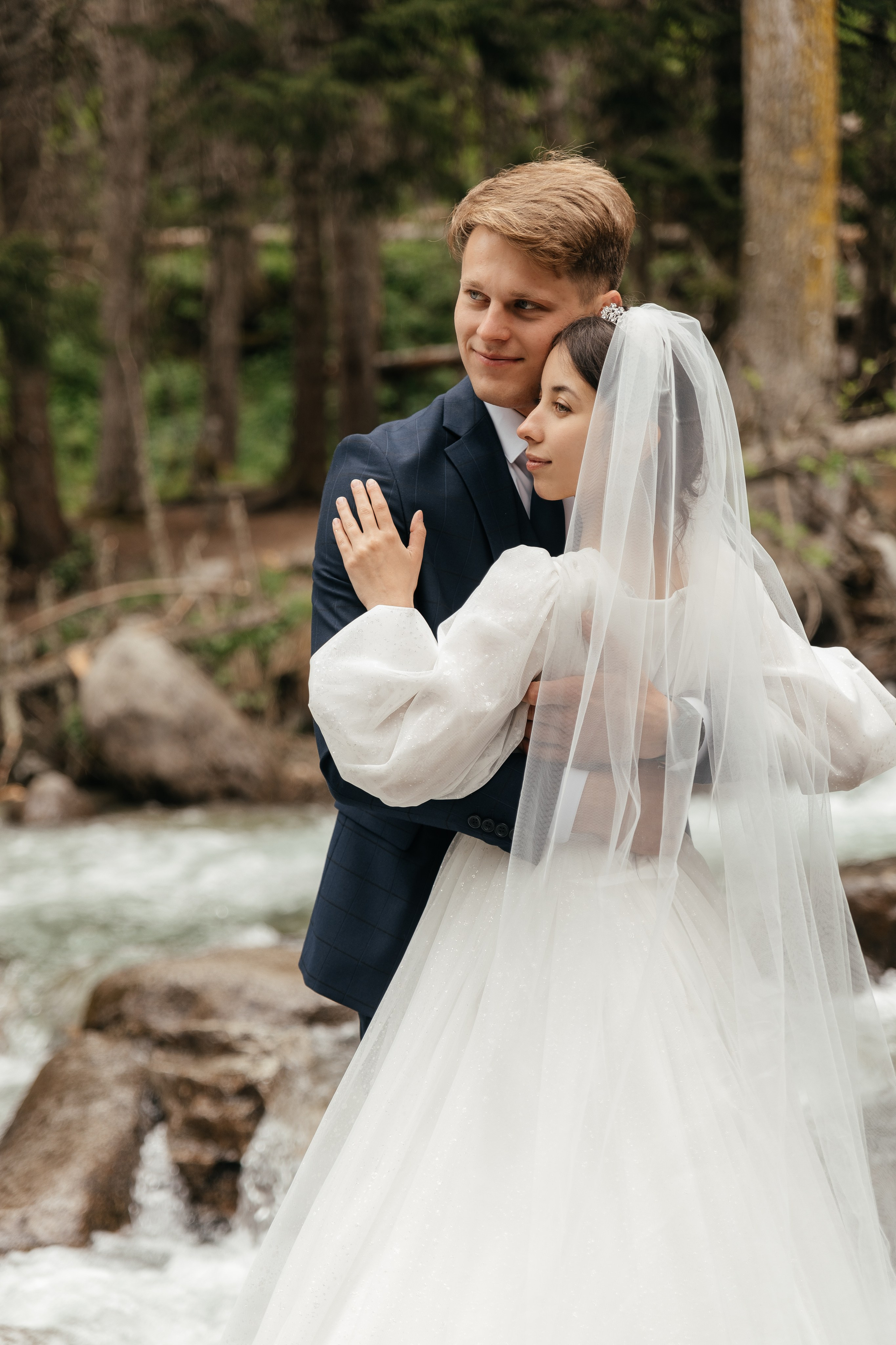 Вениамин и Валерия в Домбае. Миленина Юлия Свадебный и семейный фотограф в Краснодаре