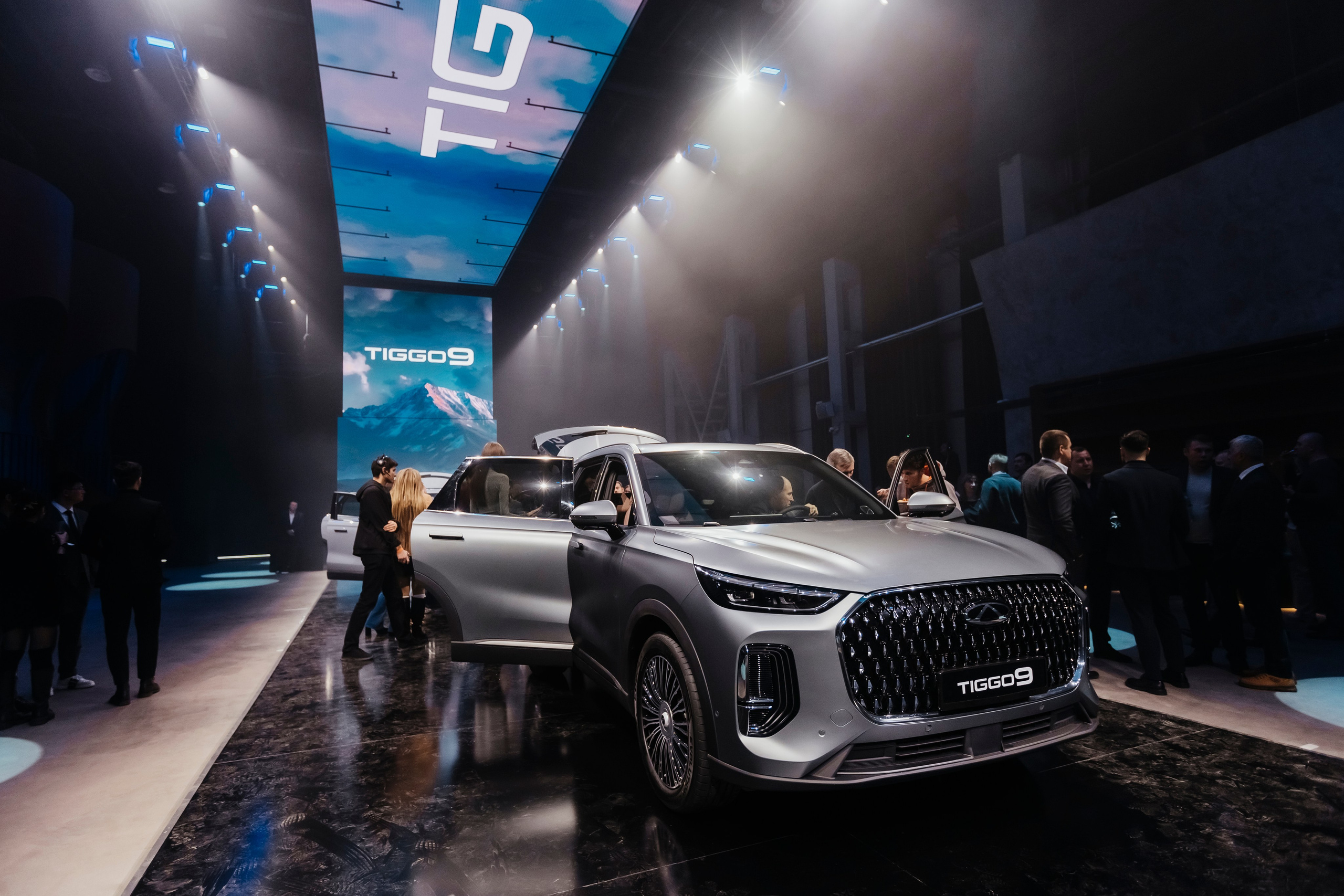 New Chery Tiggo 9. Репортажный, event, концертный и backstage фотограф из Москвы Виталий Кривцов