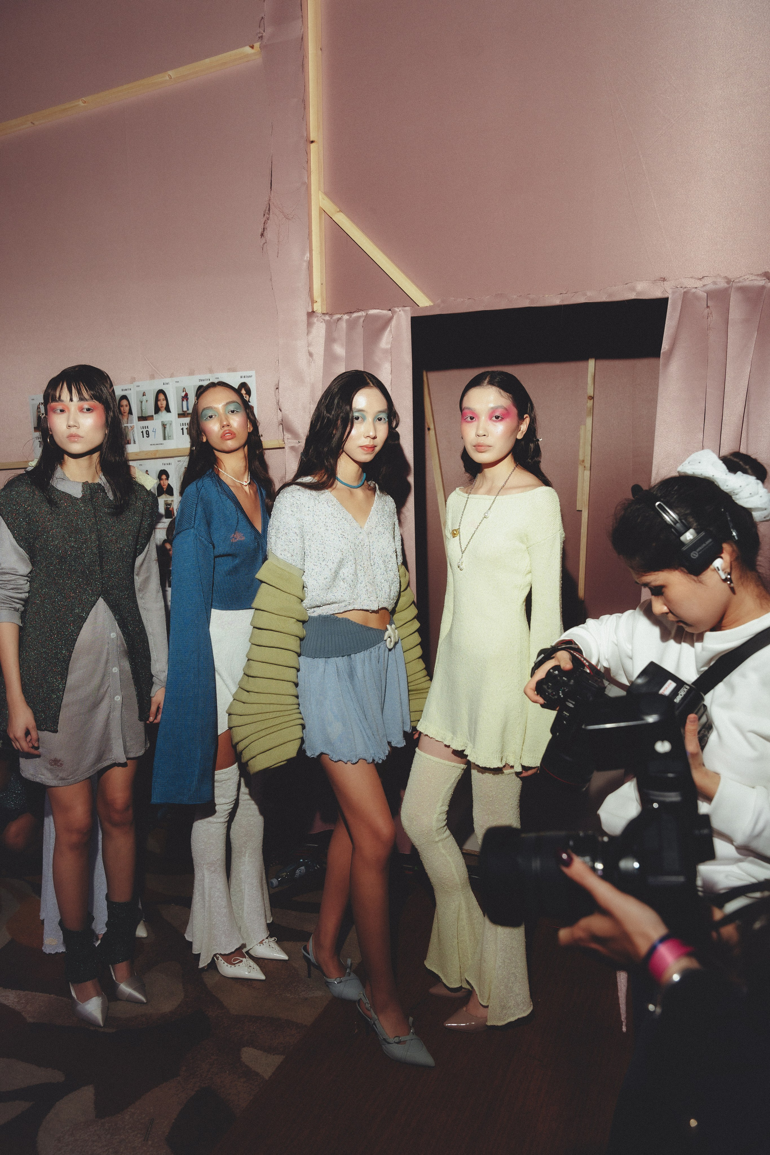 VISA FASHION WEEK ALMATY SS26 / BACKSTAGE ZONE