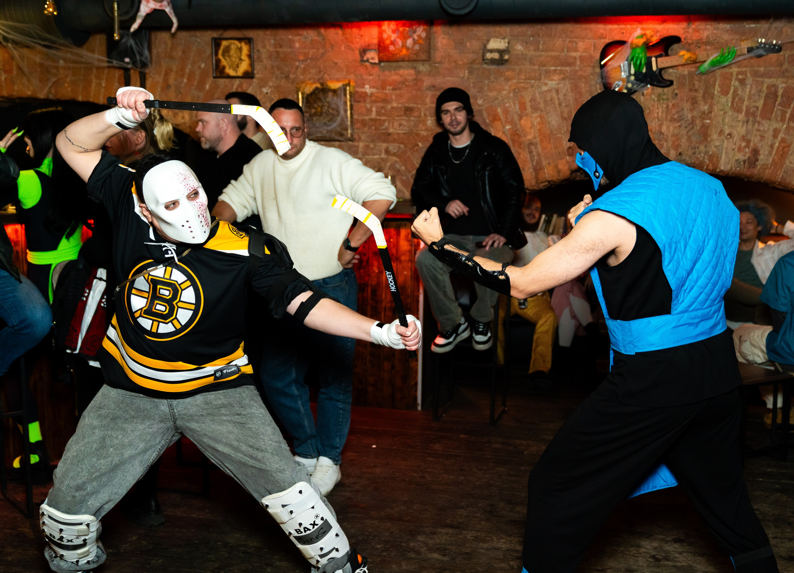 Helloween. Хэллоуин в баре Дебошир Санкт-Петербург. Halloween at the Debaser Bar in St. Petersburg. Хэллоуин в Санкт-Петербурге, бар Дебошир, хэллоуин, праздники