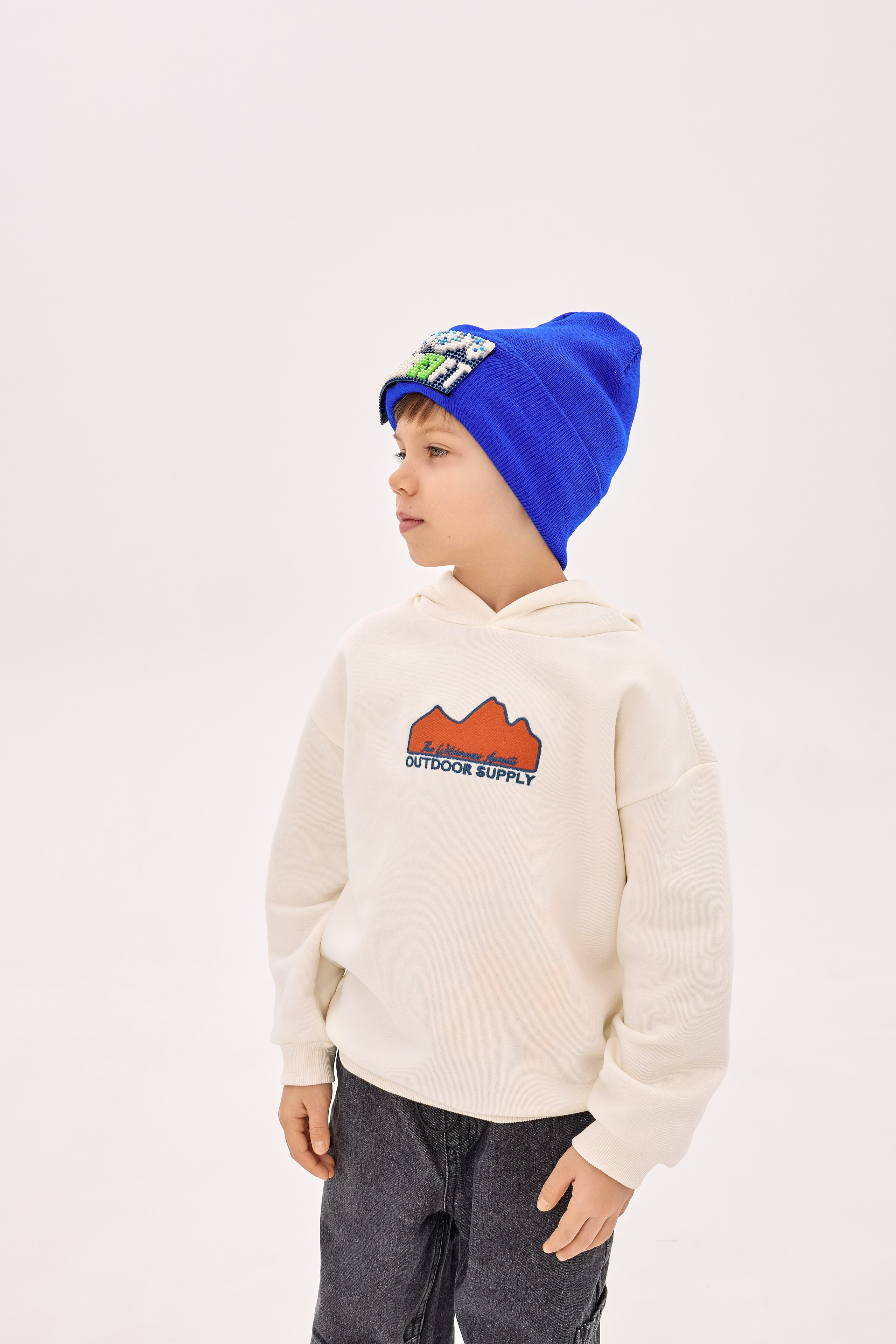 Фотосессия шапок для маркетплейсов. Фотограф Руслан Потапов в Краснодаре