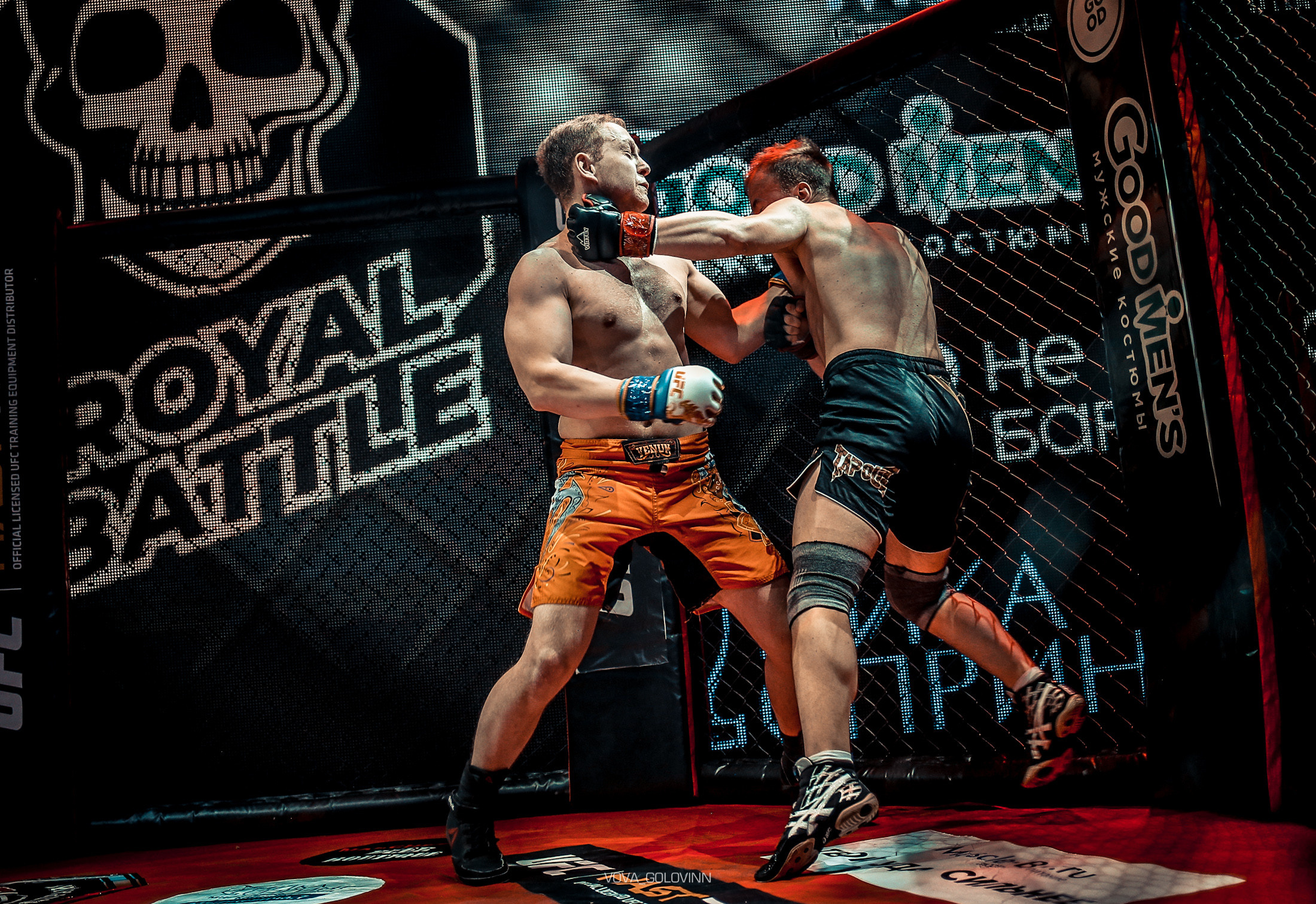 Съемка турниров по ММА, спортивный фотограф Нижний Новгород , спортивный фотограф Головин Владимир, фитнесфотограф Головин Владимир, Съемка турниров единоборств, снимаю спортивные единоборства, снимаю боевые единоборства, горький баттл, октагон, спортивный репортаж дорого