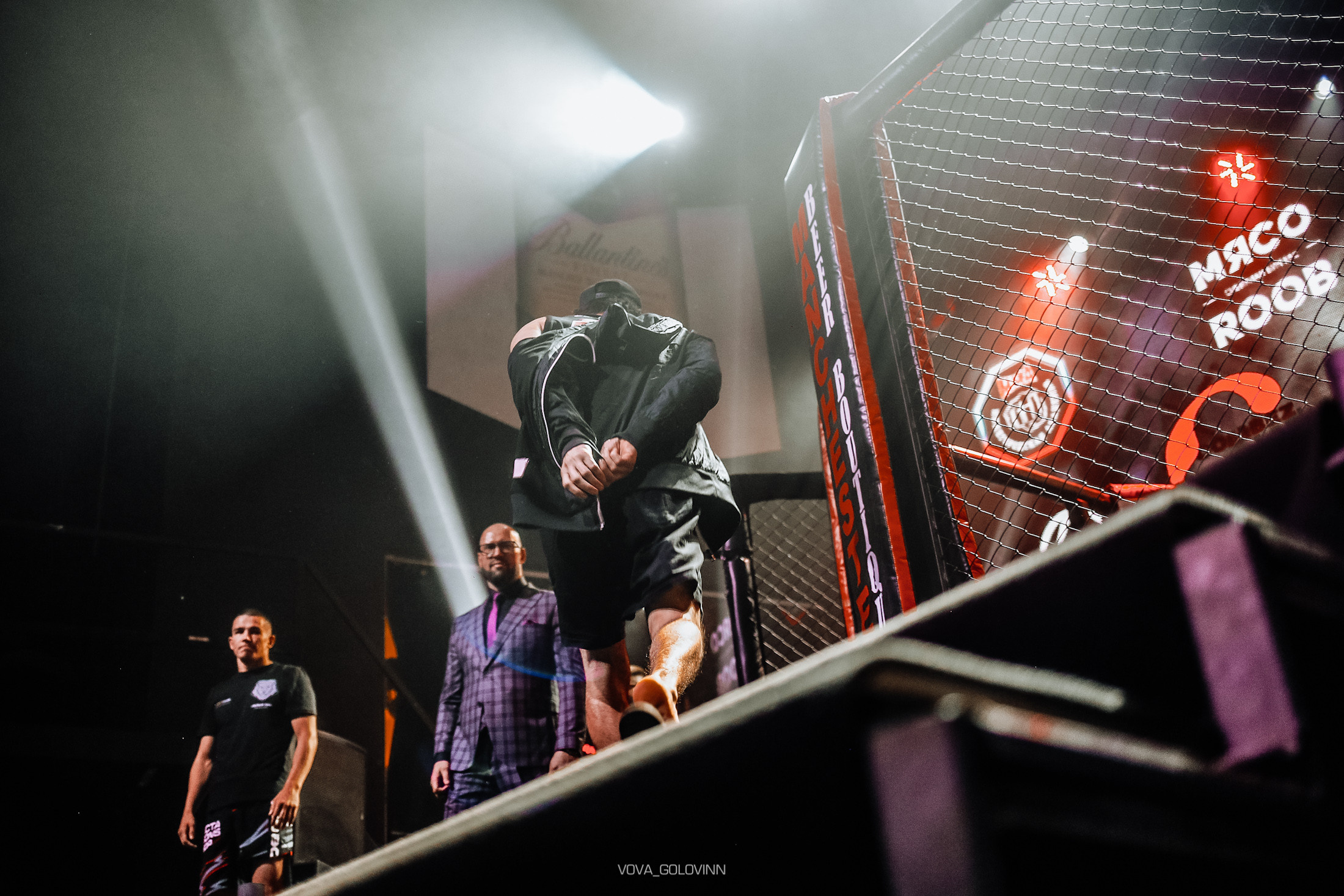 Съемка турниров по ММА, спортивный фотограф Нижний Новгород , спортивный фотограф Головин Владимир, фитнесфотограф Головин Владимир, Съемка турниров единоборств, снимаю спортивные единоборства, снимаю боевые единоборства, горький баттл, октагон, спортивный репортаж дорого