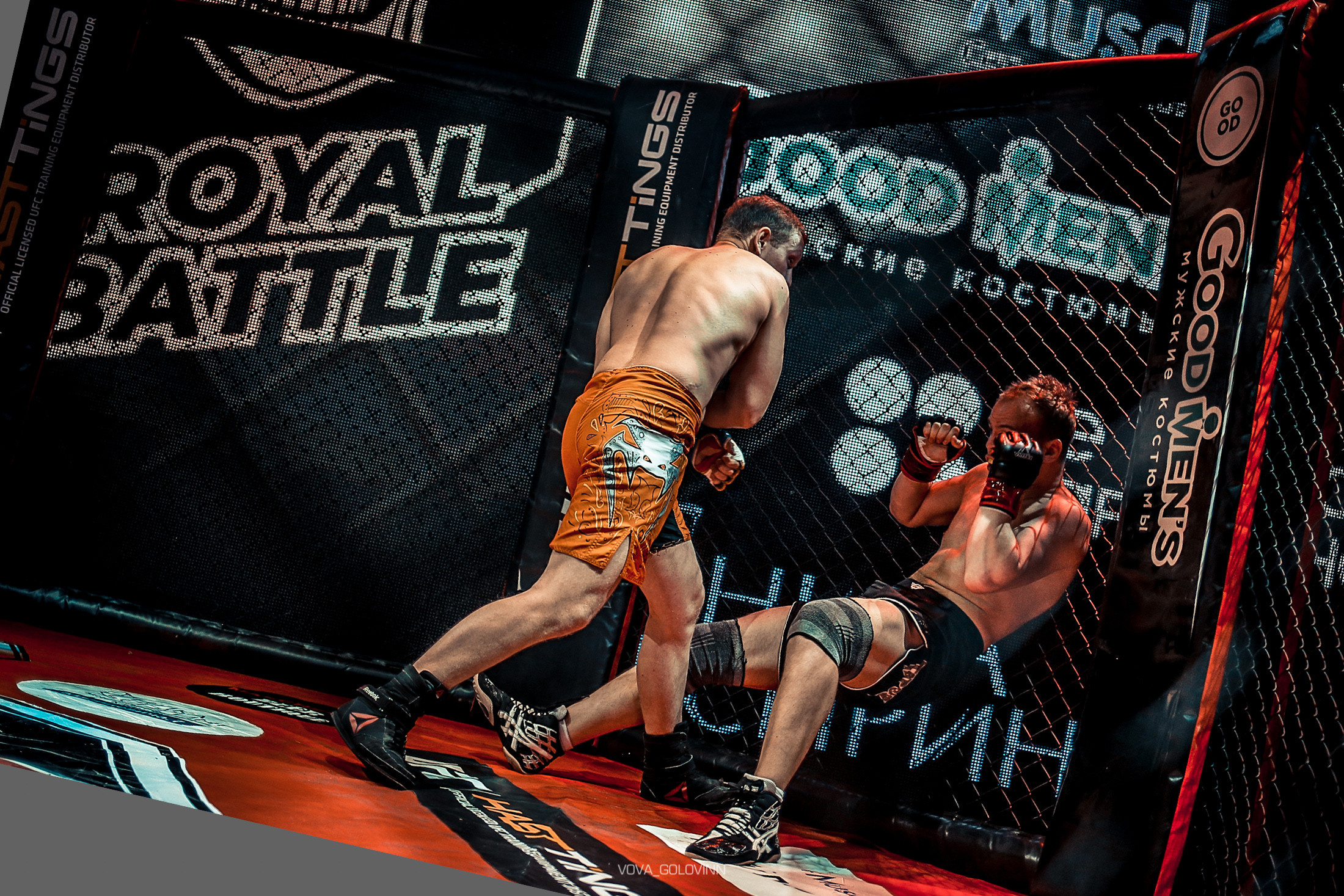 Съемка турниров по ММА, спортивный фотограф Нижний Новгород , спортивный фотограф Головин Владимир, фитнесфотограф Головин Владимир, Съемка турниров единоборств, снимаю спортивные единоборства, снимаю боевые единоборства, горький баттл, октагон, спортивный репортаж дорого
