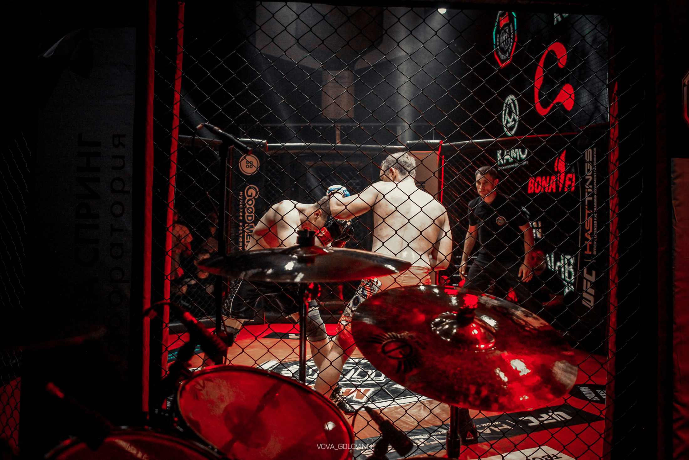 Съемка турниров по ММА, спортивный фотограф Нижний Новгород , спортивный фотограф Головин Владимир, фитнесфотограф Головин Владимир, Съемка турниров единоборств, снимаю спортивные единоборства, снимаю боевые единоборства, горький баттл, октагон, спортивный репортаж дорого
