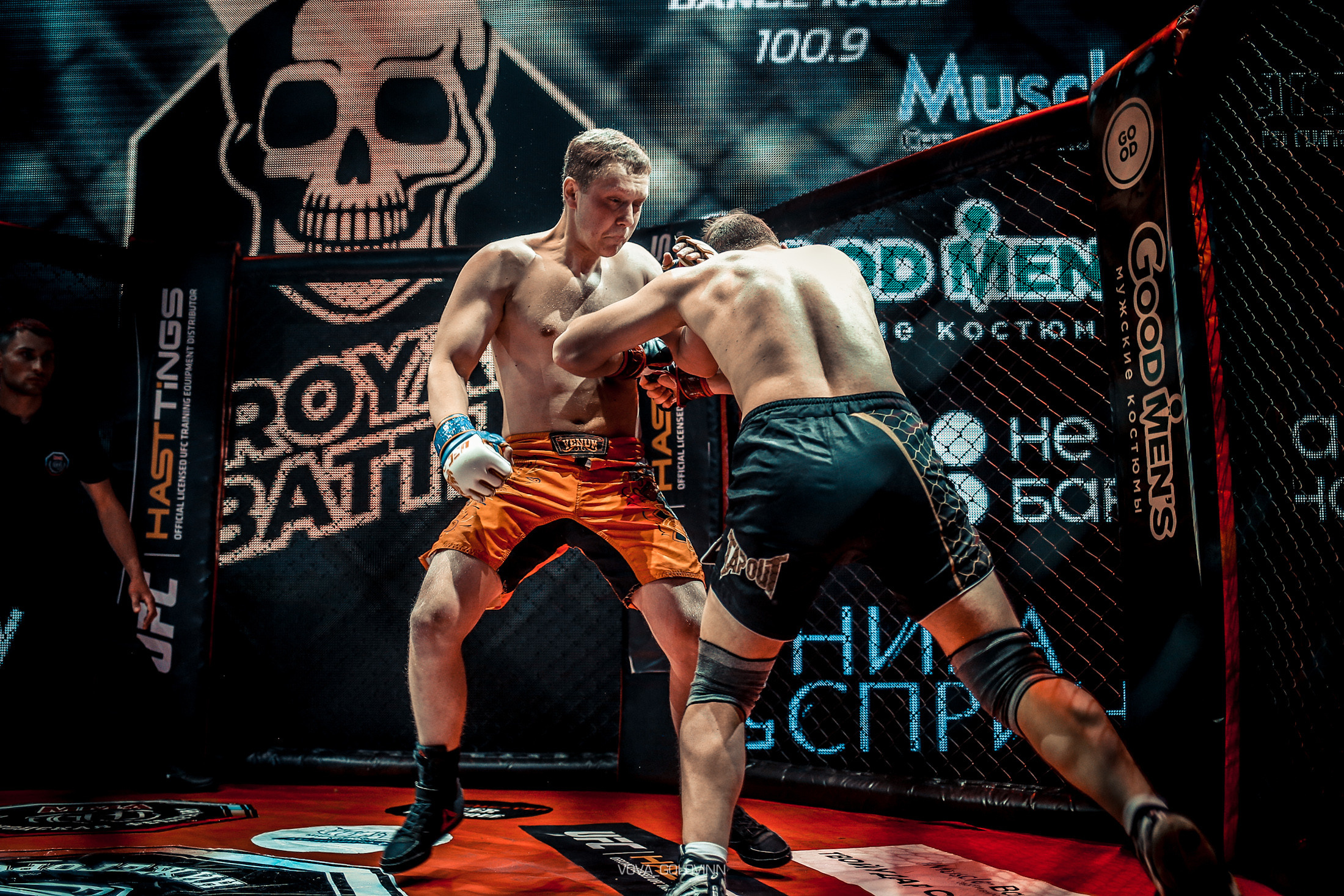 Съемка турниров по ММА, спортивный фотограф Нижний Новгород , спортивный фотограф Головин Владимир, фитнесфотограф Головин Владимир, Съемка турниров единоборств, снимаю спортивные единоборства, снимаю боевые единоборства, горький баттл, октагон, спортивный репортаж дорого