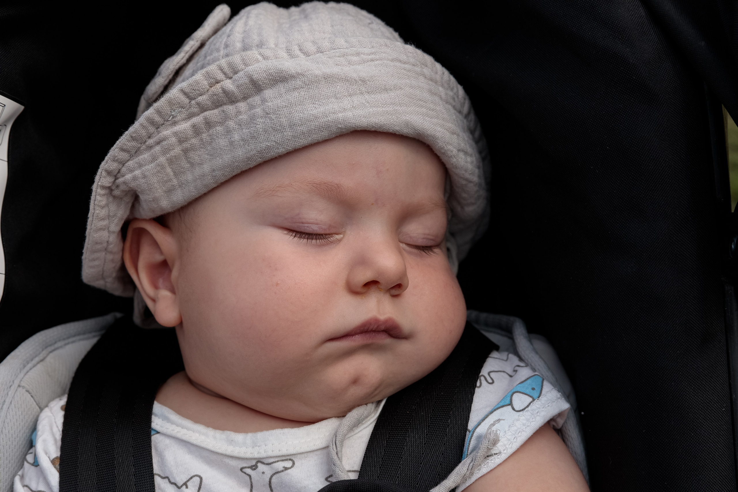 Мл. Иоанн. Рассказ о таинстве Крещения. Анонс. ФОТОГРАФ РАДОСТИ Фотосессия в студии СПб. Портретный фотограф — Юрий Торлопов