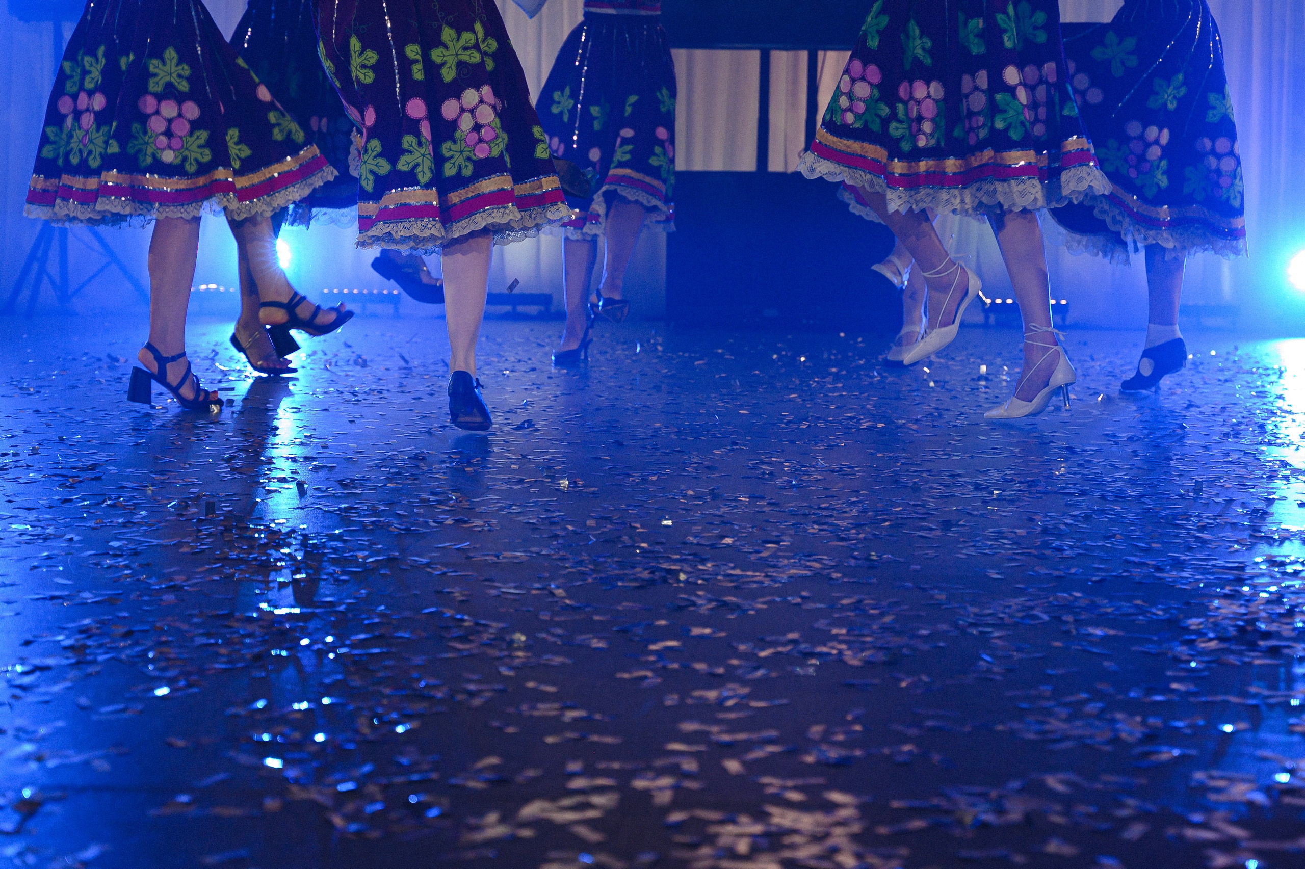 Женя & Марина, Загородная Свадьба на берегу озера. Свадебный фотограф Тюмень Анастасия Битная
