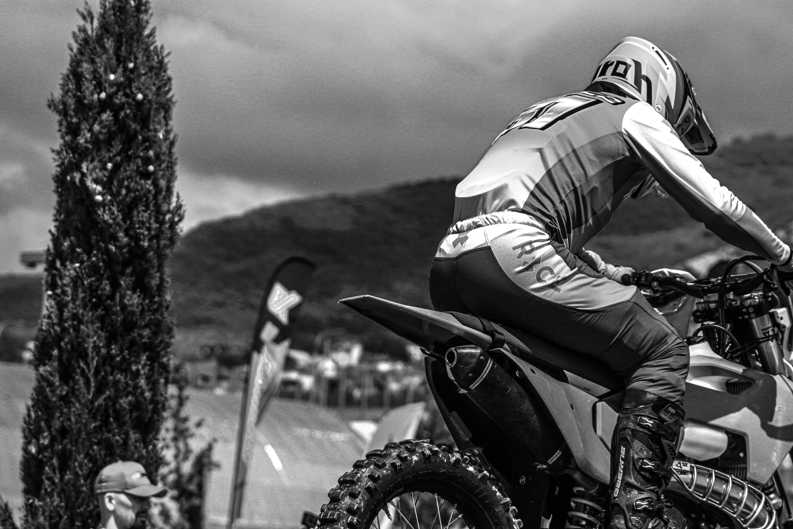 Enduro. Ivaladimirovna1995.wfolio.pro