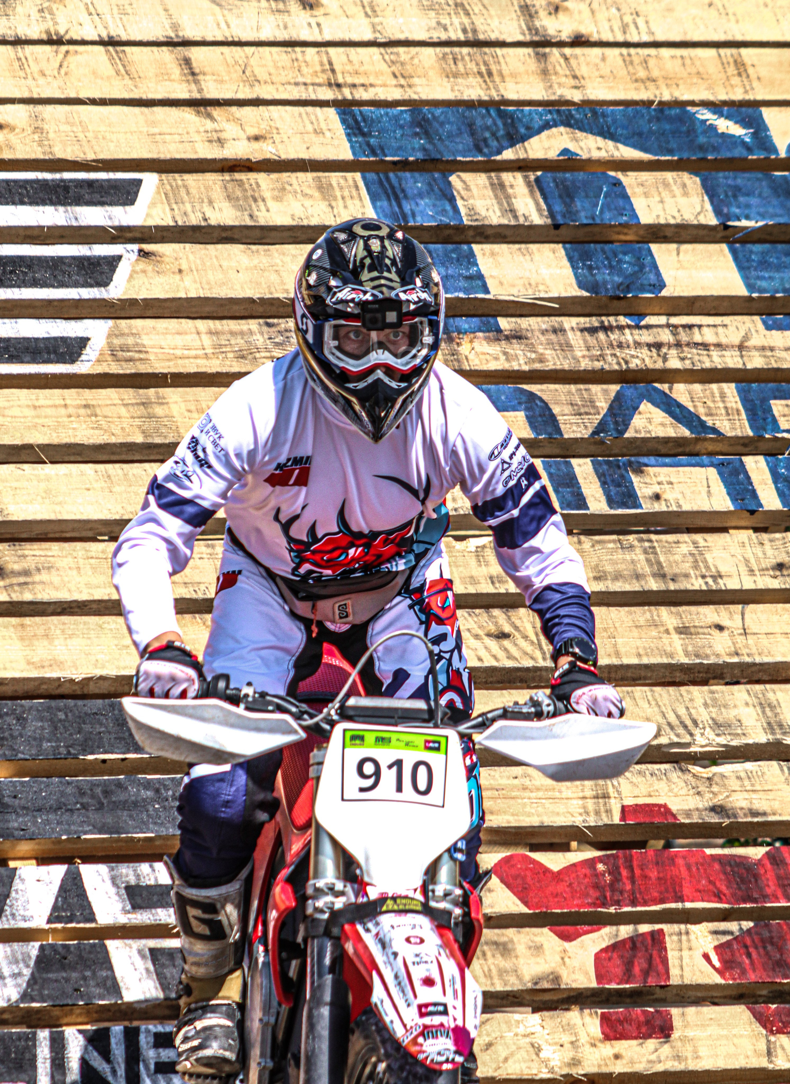 Enduro. Ivaladimirovna1995.wfolio.pro