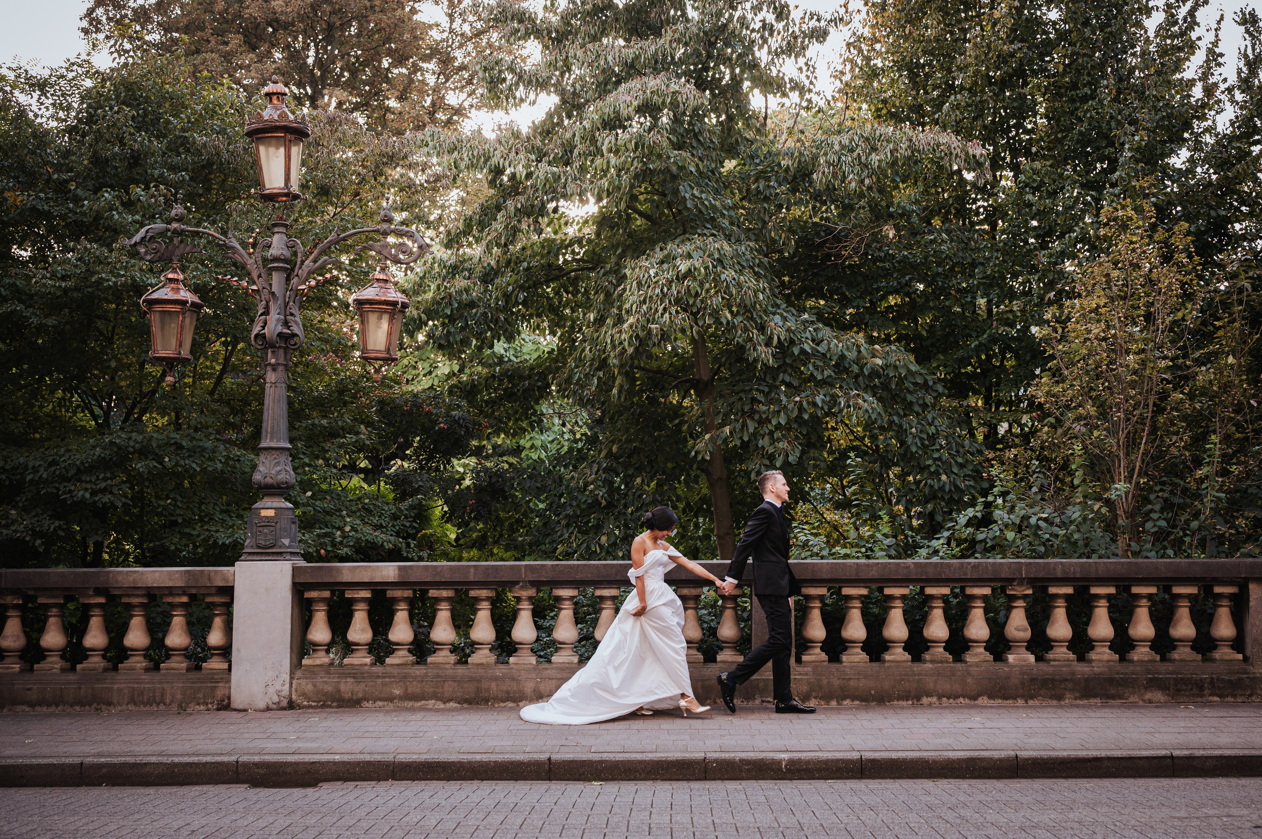 …Whimsical love. Golden Moments Editing — We do Wedding’s Retouch and Video Editing