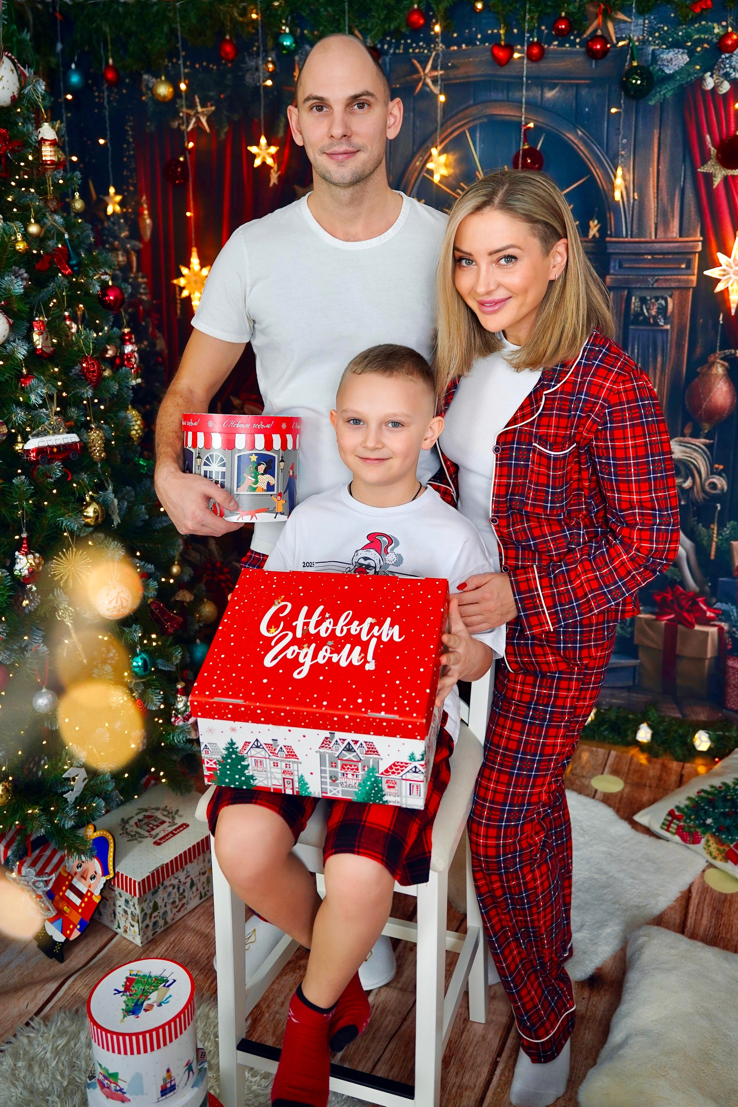 Новогодний фотопроект 2025 № 5. Семейный и детский фотограф Александра Гвоздикова