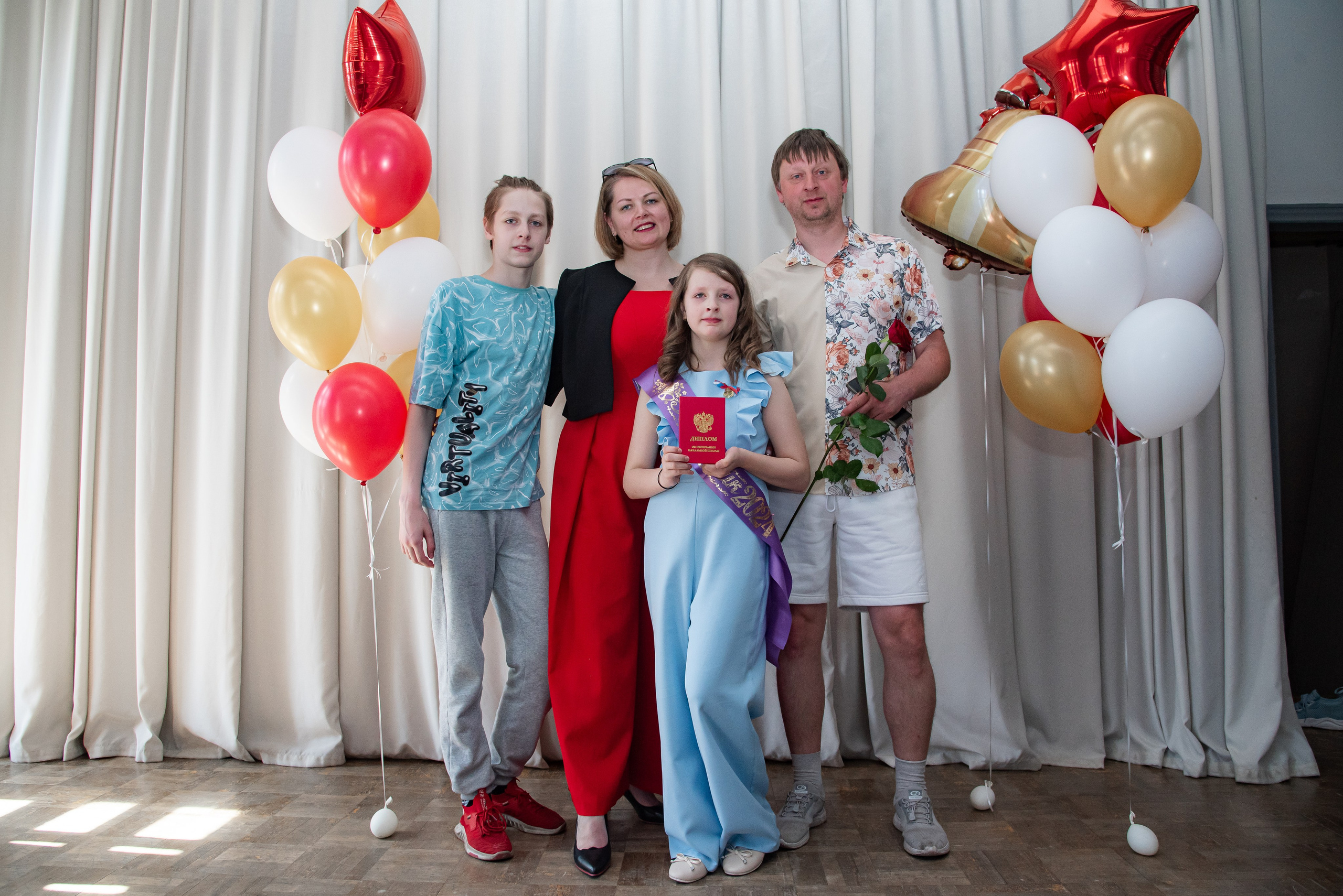 Выпускной 4 класс, 280 школа им. Лермонтова, 25.05.2024. Наталия Март | Фотограф СПб