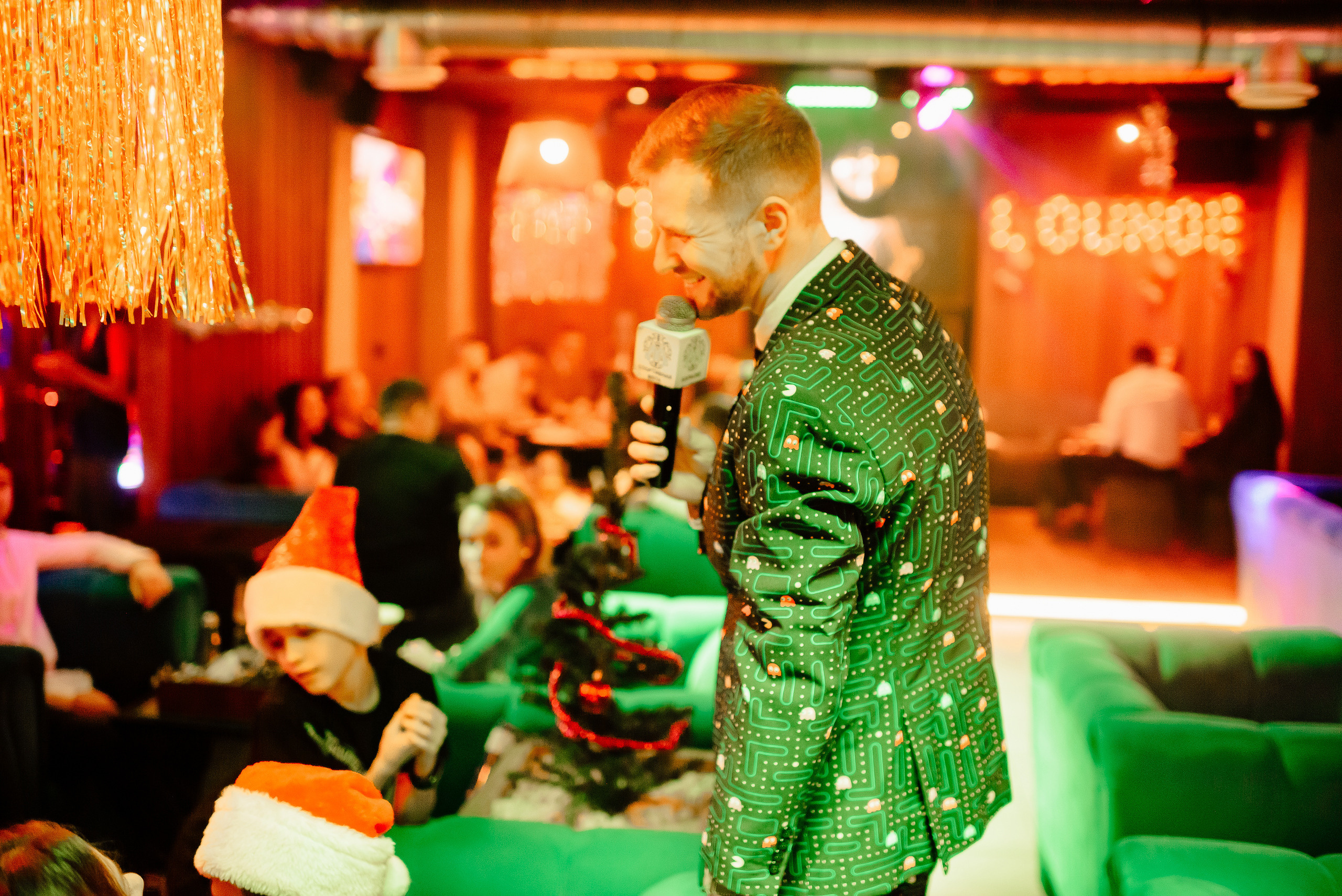 Новый год в стиле 90-х «Мята Спортивная». Мята Спортивная — Кальянная, караоке, бар в Минске