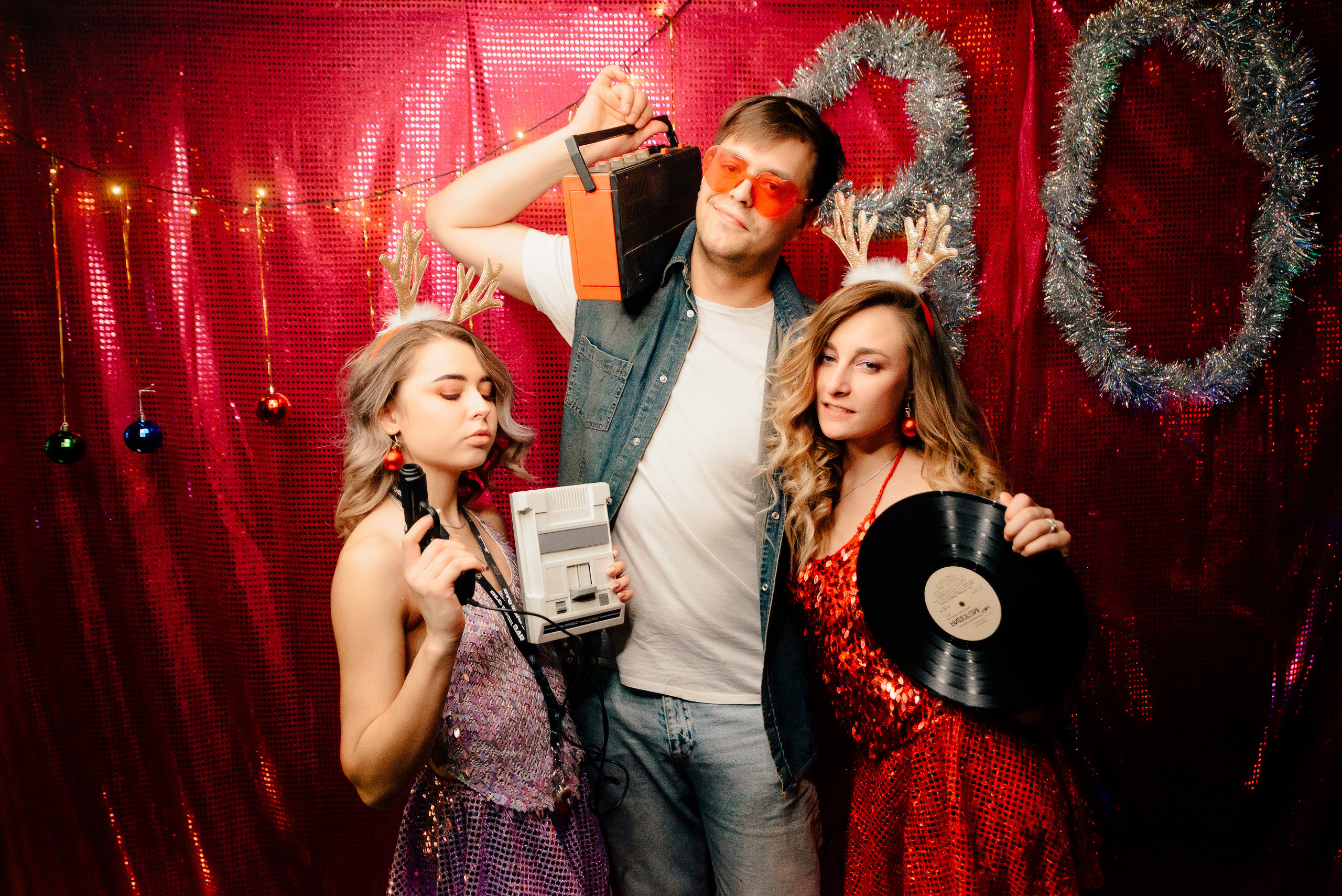 Новый год в стиле 90-х «Мята Спортивная». Мята Спортивная — Кальянная, караоке, бар в Минске