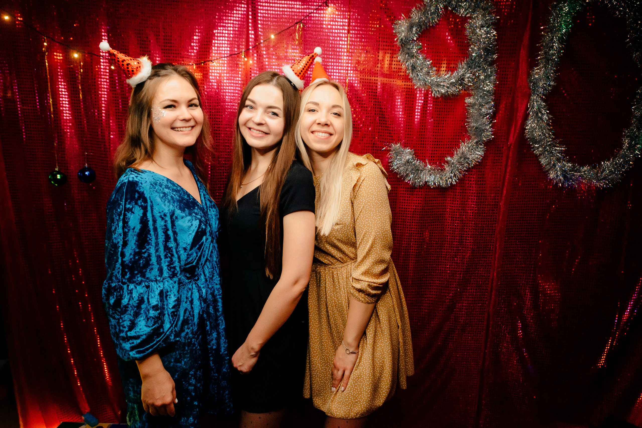 Новый год в стиле 90-х «Мята Спортивная». Мята Спортивная — Кальянная, караоке, бар в Минске