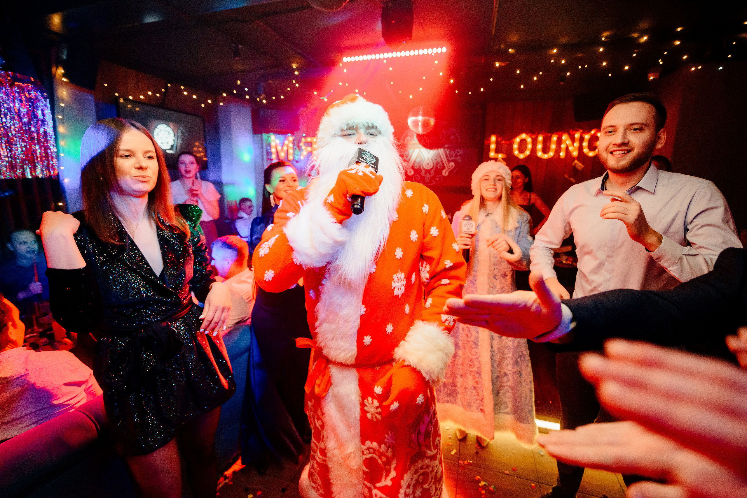 Новый год в стиле 90-х «Мята Спортивная». Мята Спортивная — Кальянная, караоке, бар в Минске