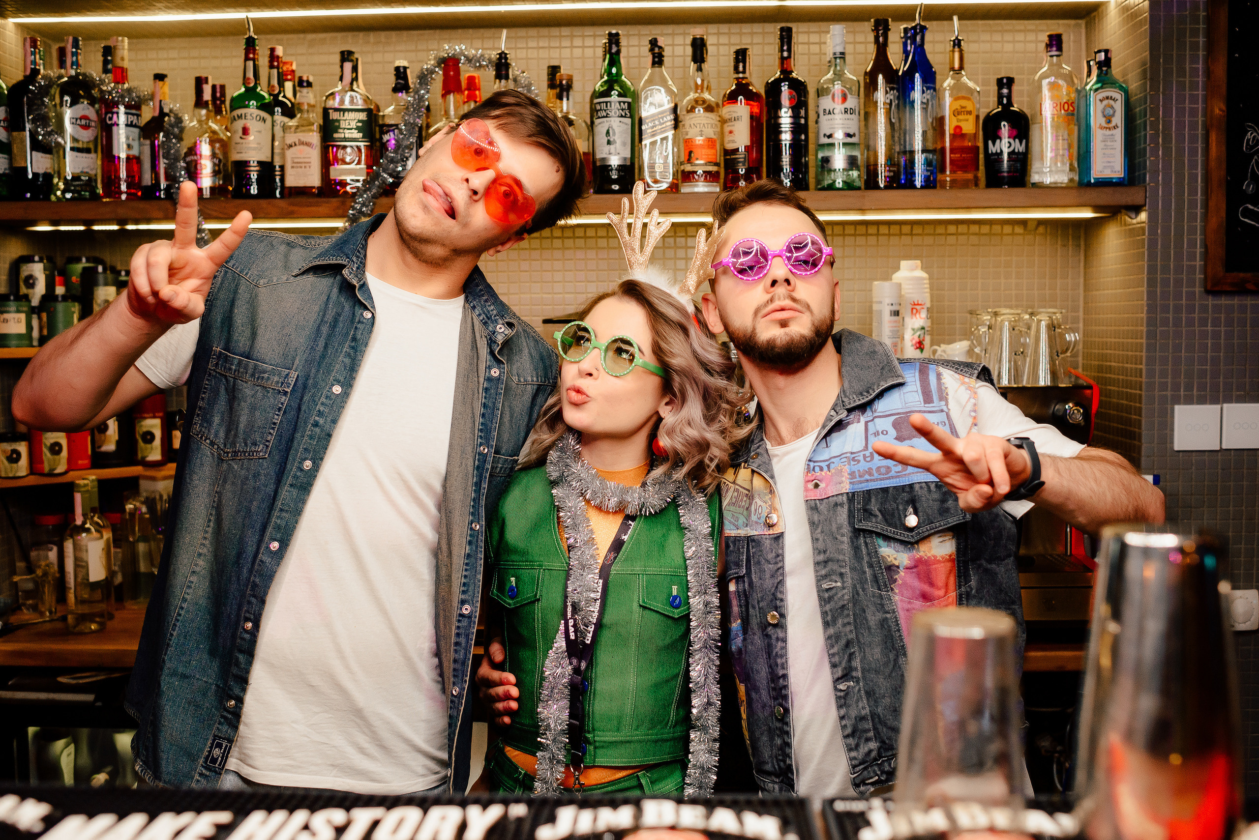 Новый год в стиле 90-х «Мята Спортивная». Мята Спортивная — Кальянная, караоке, бар в Минске