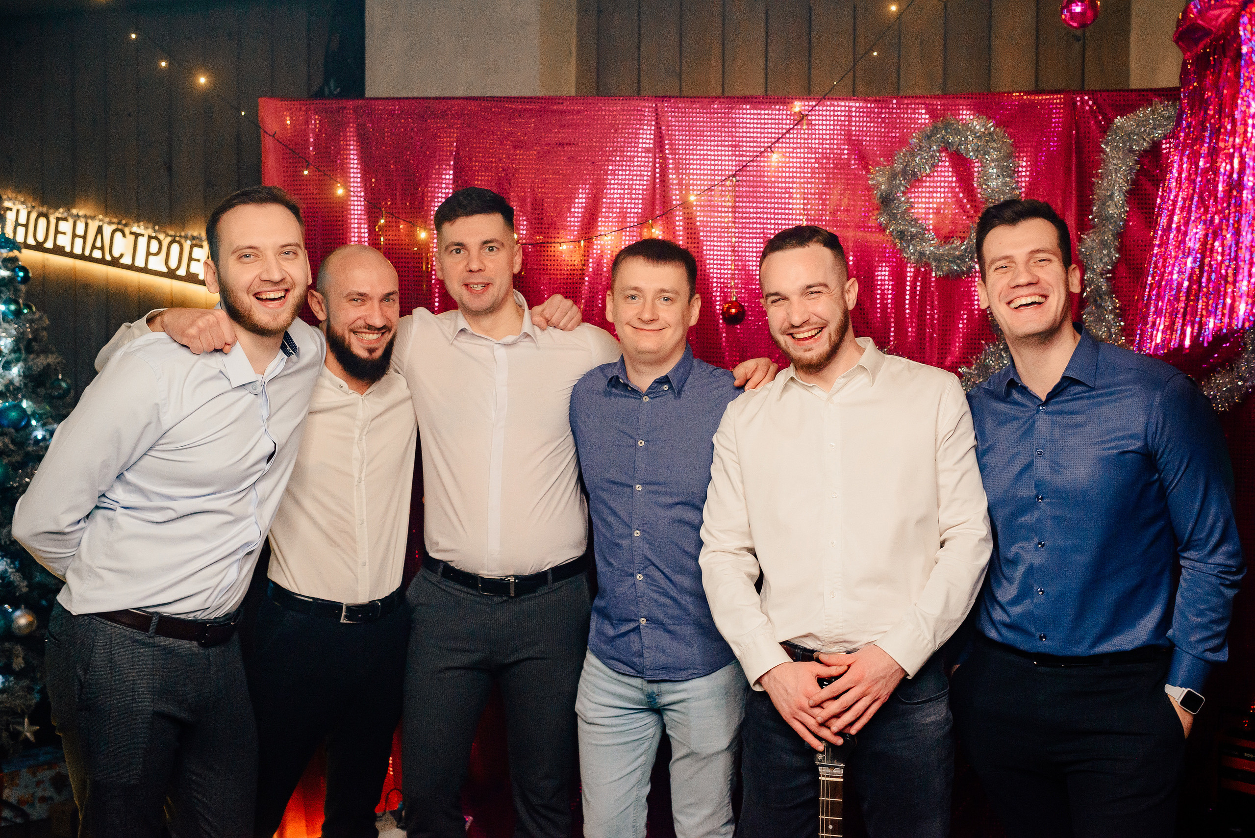 Новый год в стиле 90-х «Мята Спортивная». Мята Спортивная — Кальянная, караоке, бар в Минске