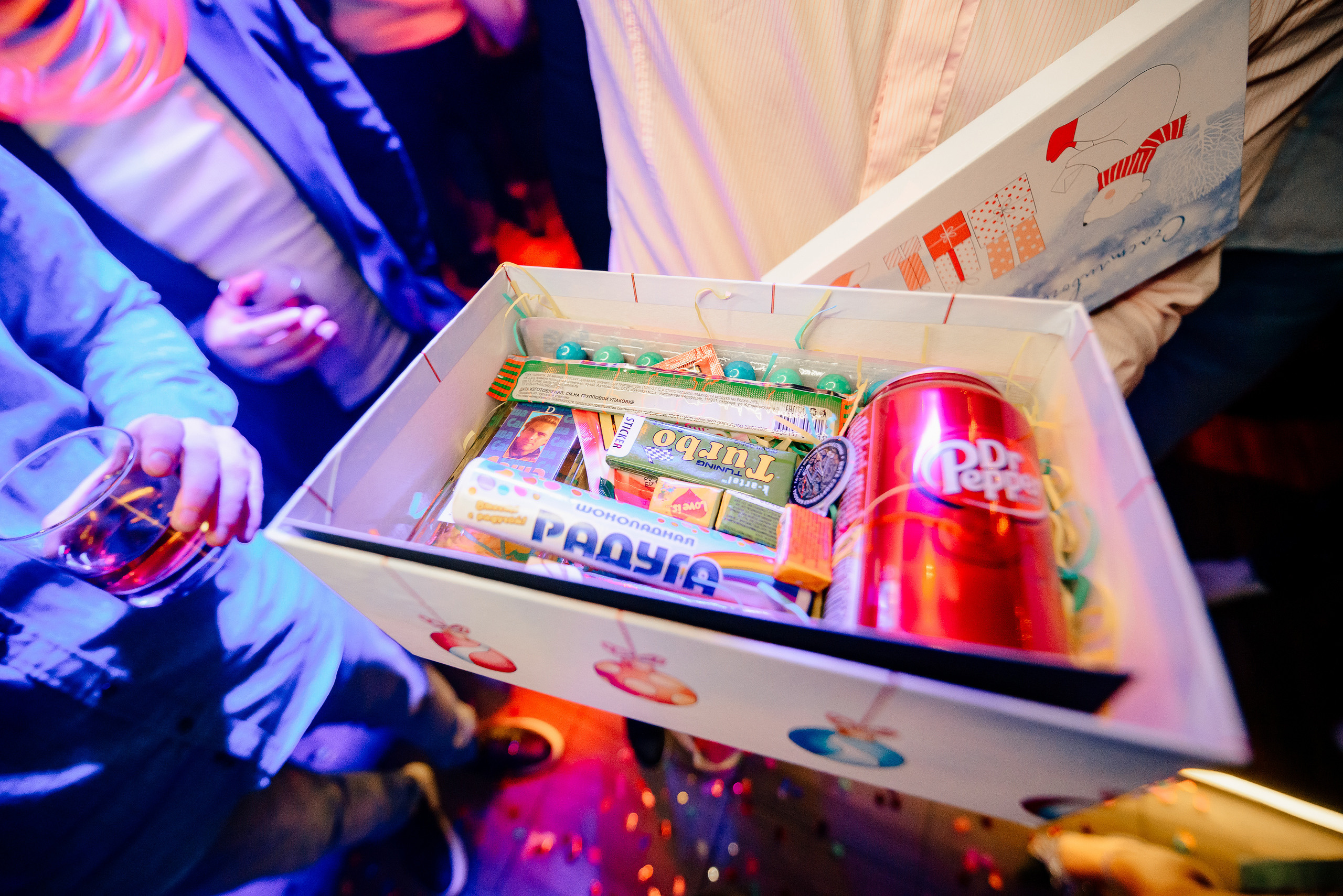 Новый год в стиле 90-х «Мята Спортивная». Мята Спортивная — Кальянная, караоке, бар в Минске