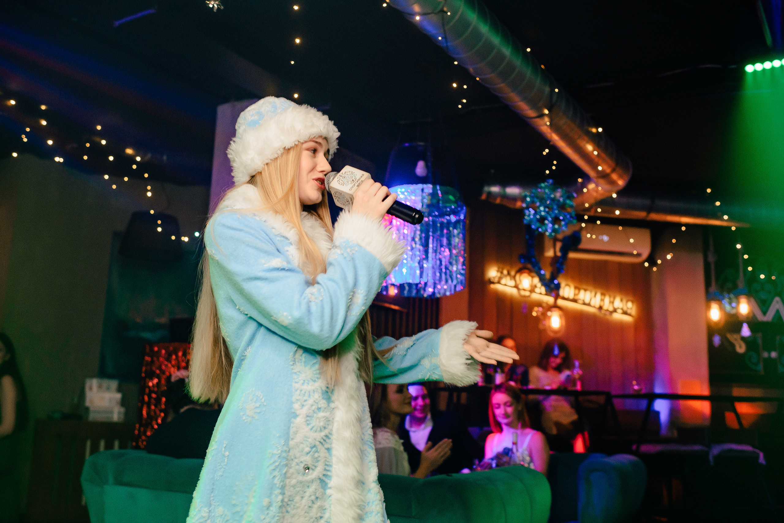 Новый год в стиле 90-х «Мята Спортивная». Мята Спортивная — Кальянная, караоке, бар в Минске