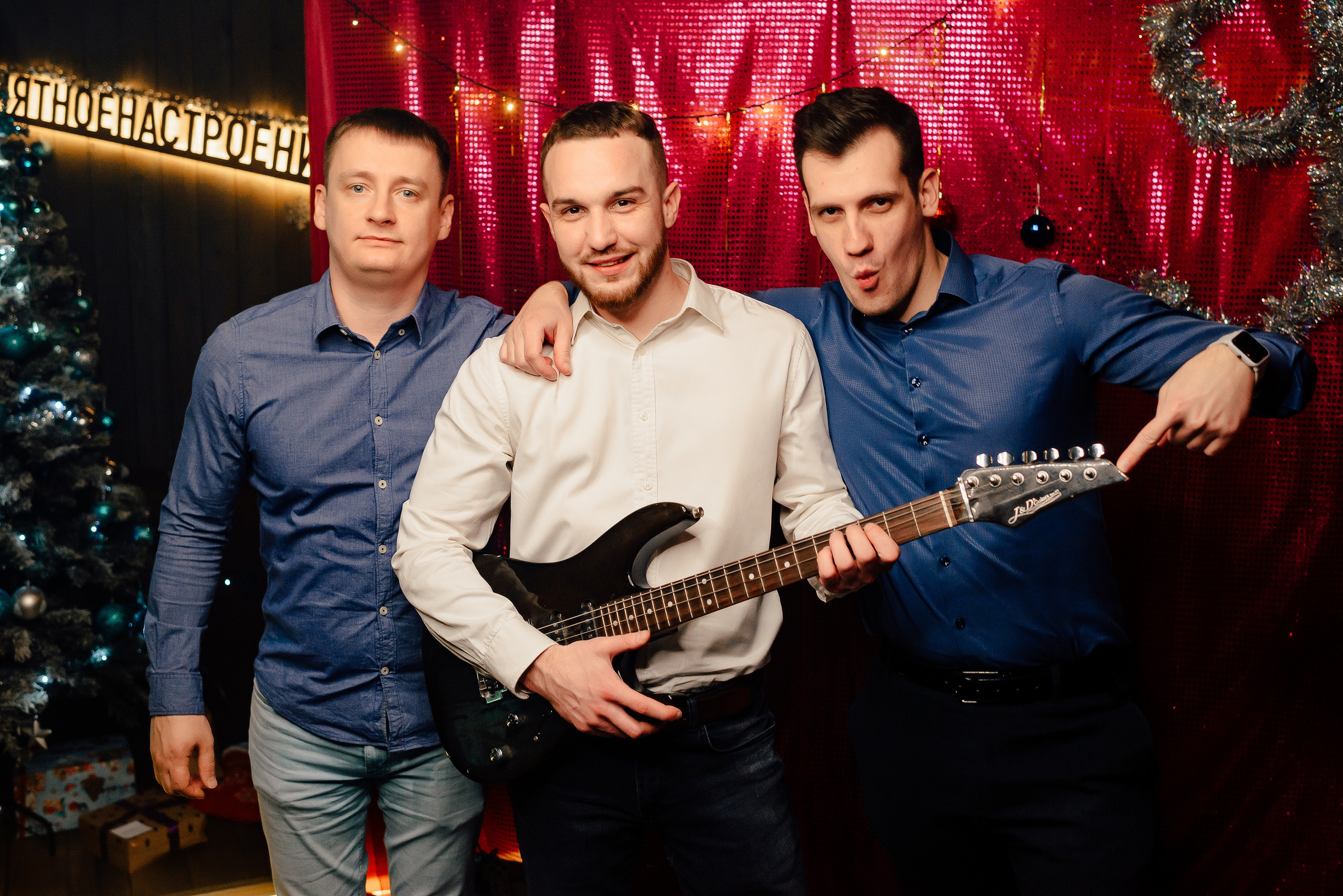 Новый год в стиле 90-х «Мята Спортивная». Мята Спортивная — Кальянная, караоке, бар в Минске