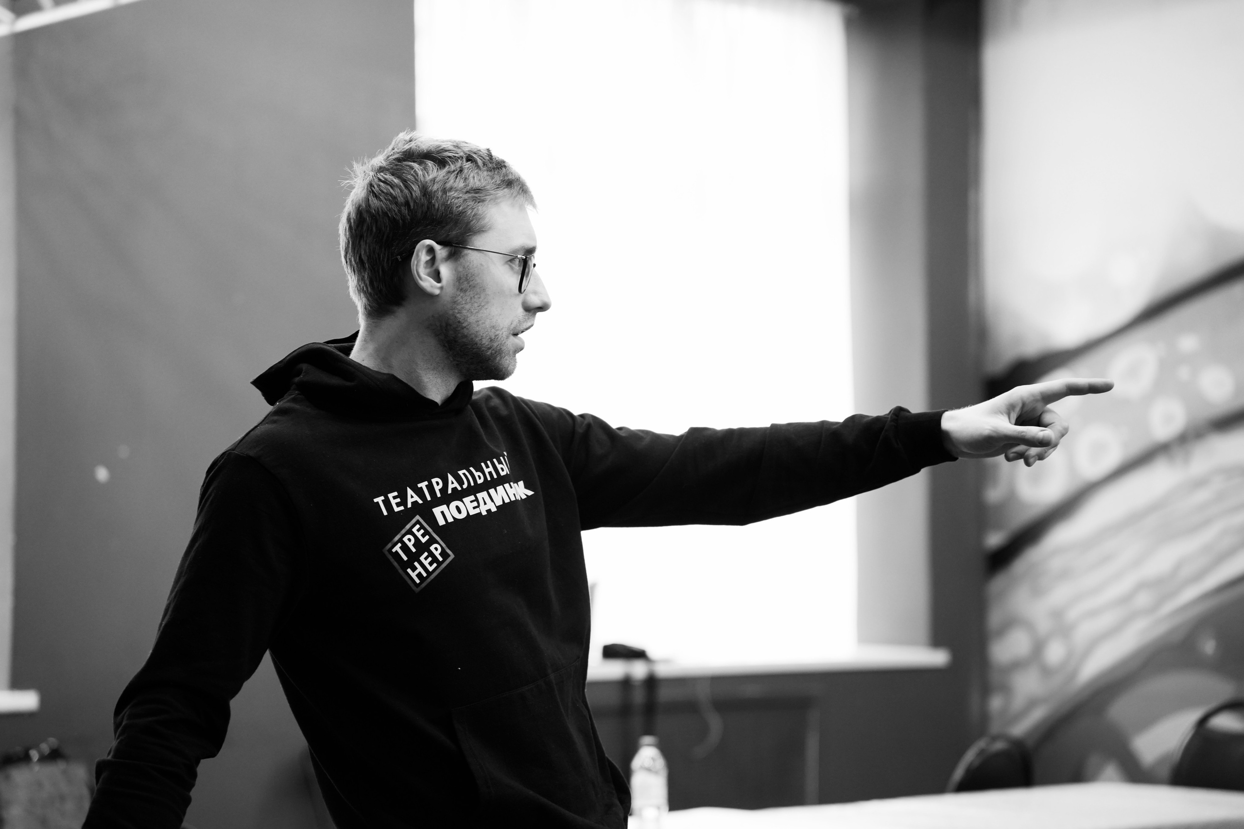 Театр. Анна Жукова — Режиссёр кино и цирка, сценарист, фотограф