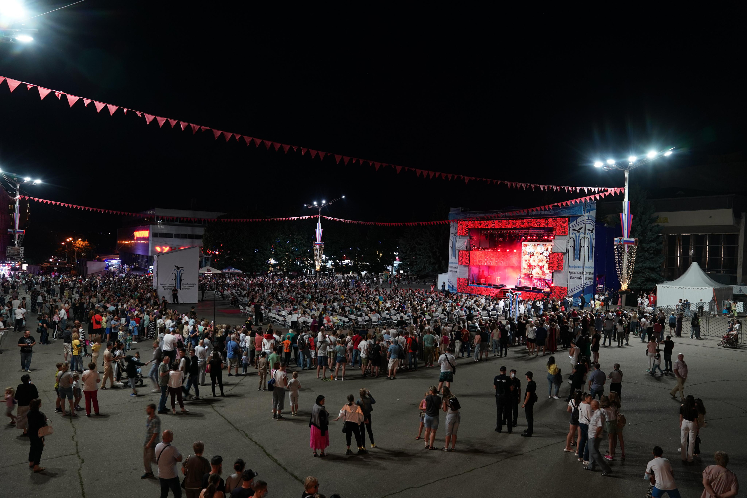 Crystal Spring Film Festival `21. PhuQuoc photographer — Phu Quoc wedding photographer