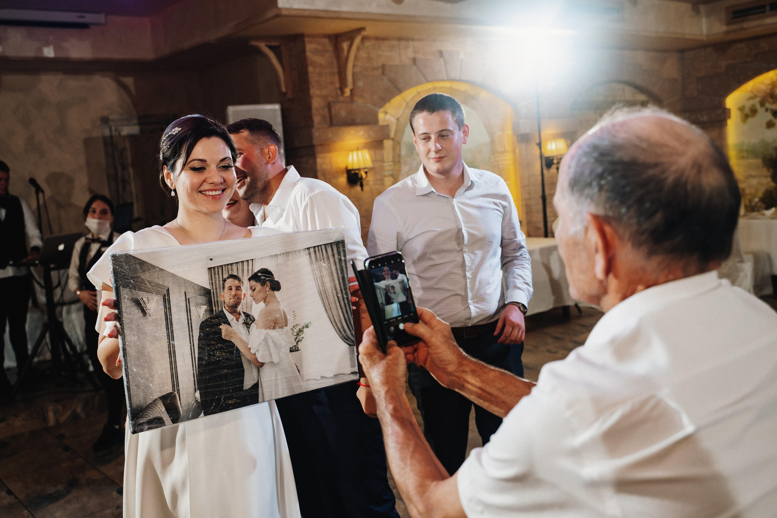 Ева & Паша. Создаю контент для бизнеса- Андрей Корниенко и упаковываю компании и экспертов в Краснодаре