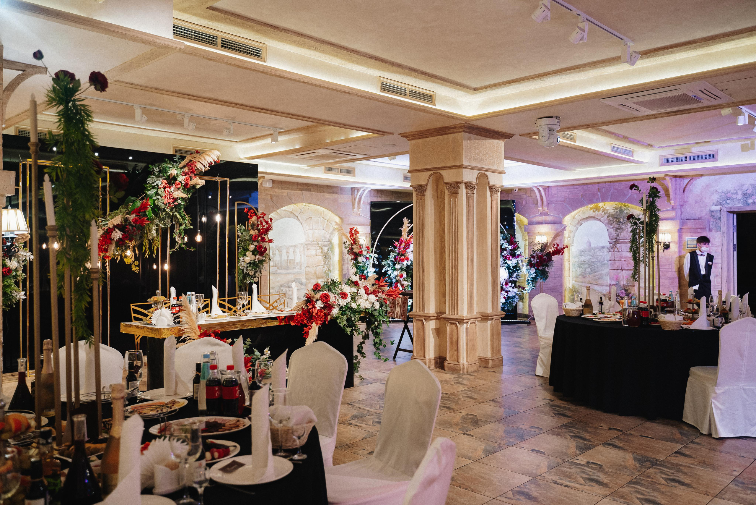 Ева & Паша. Создаю контент для бизнеса- Андрей Корниенко и упаковываю компании и экспертов в Краснодаре