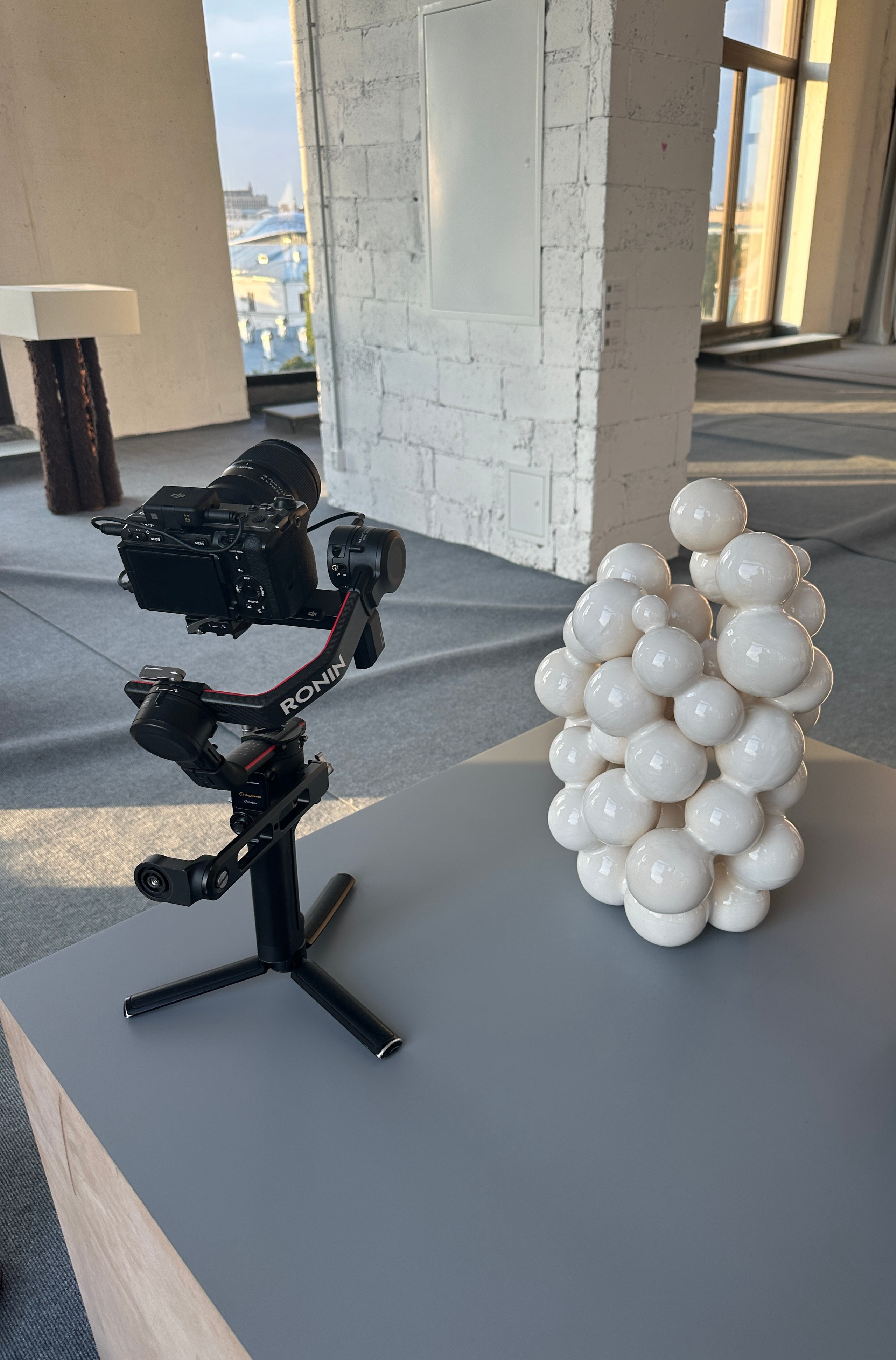 Modenature COLLECTIBLE DESIGN / Balchug Residence. Елена Алексенко, художник-керамист. @iguana-ae керамка