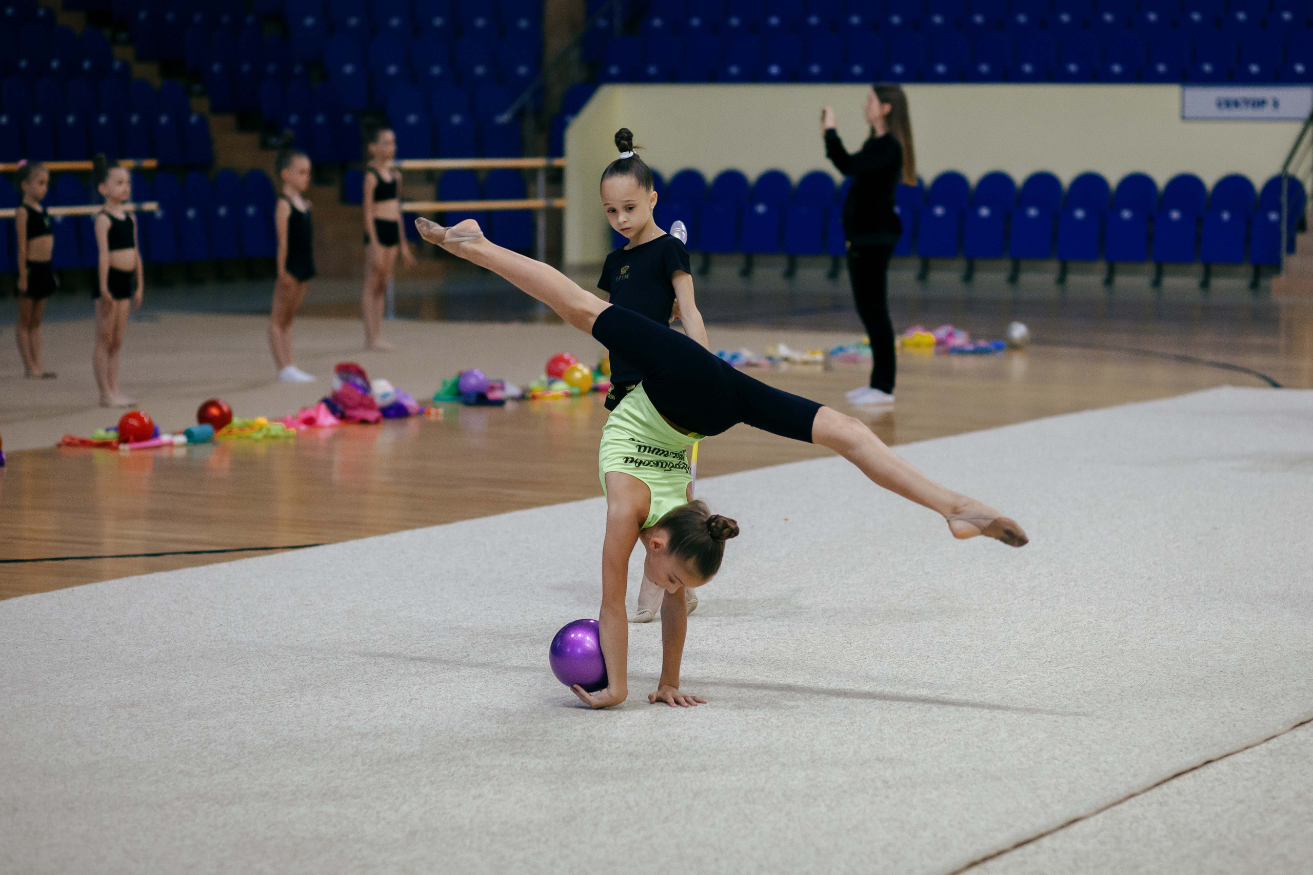 Сборы. Художественная гимнастика. Июль 2022. Спортивный фотограф Александр Васильев. RG и AGG