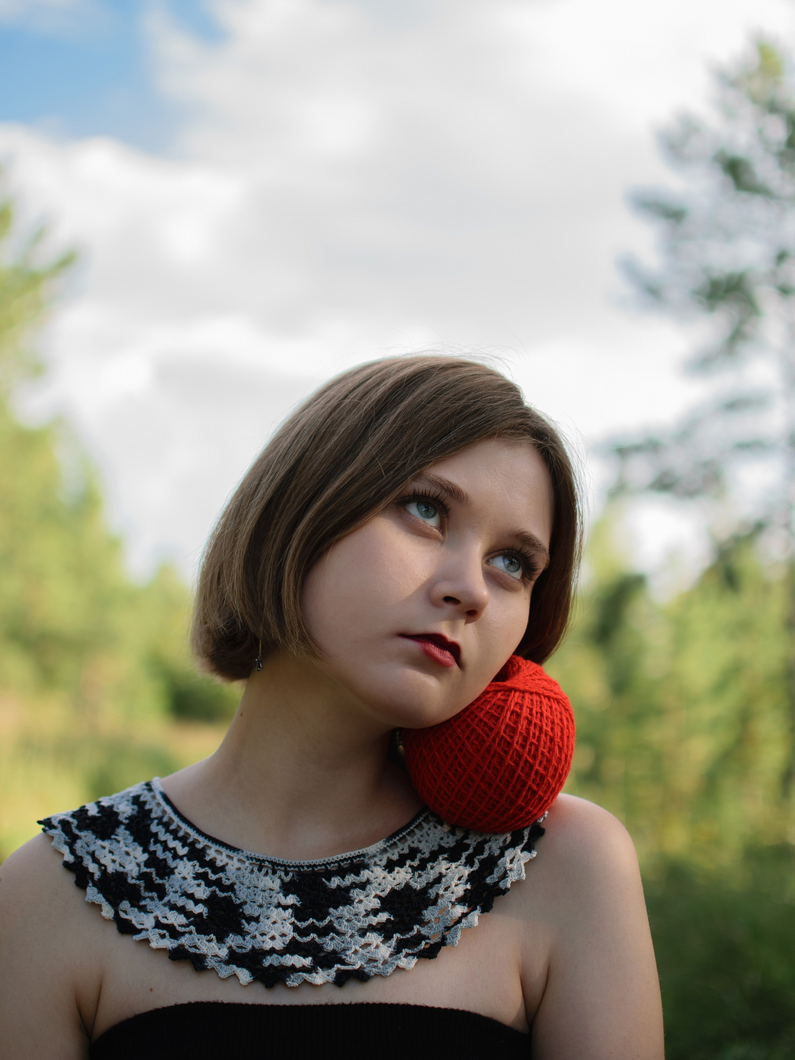Женский портрет Фотосессия Фотограф в Омске Ульяна Красикова воротник вязанный крючком ручной работы 