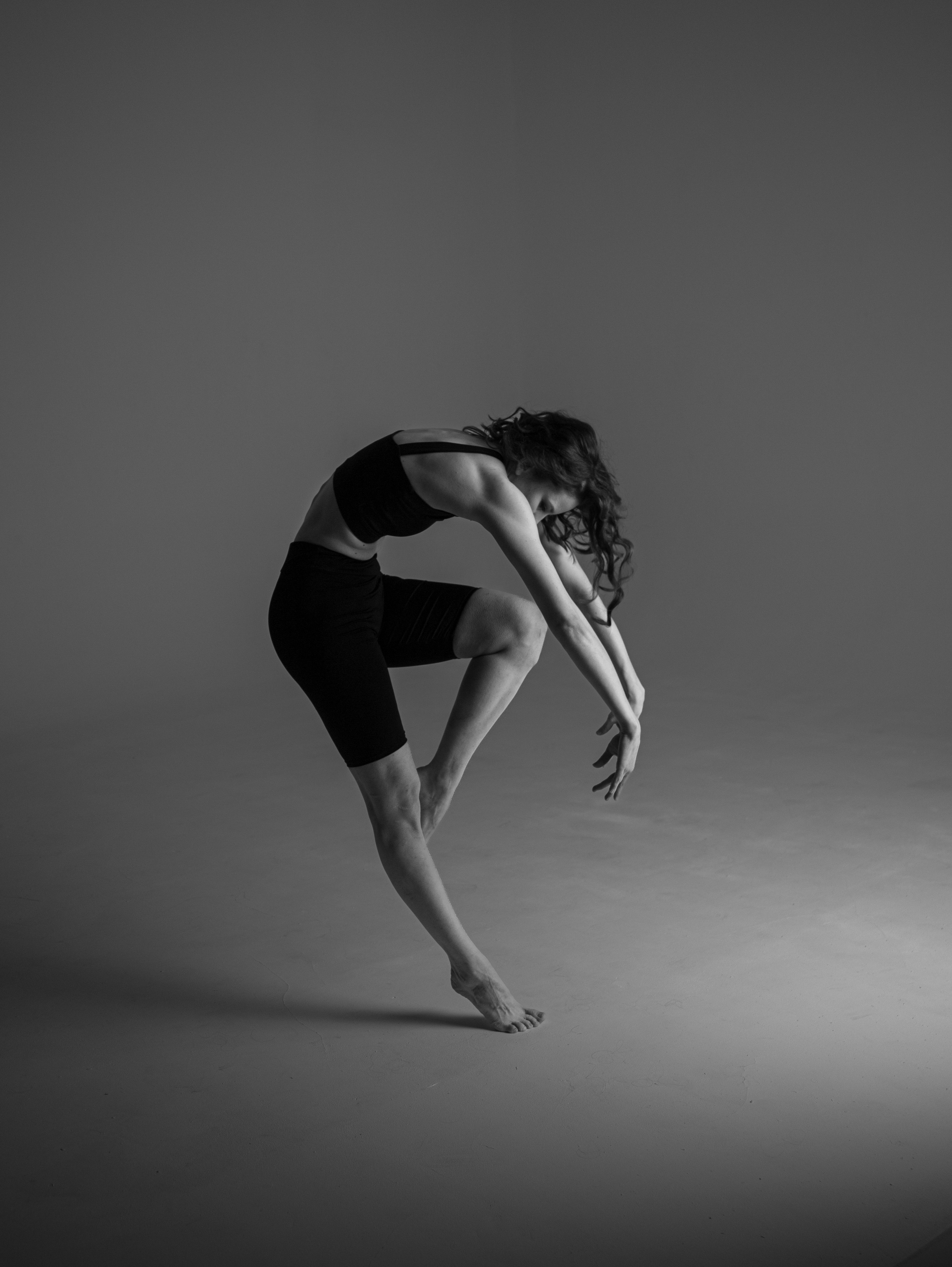 Спорт-эстетика на циклораме. Свадебный и семейный фотограф в Москве Мила Широких